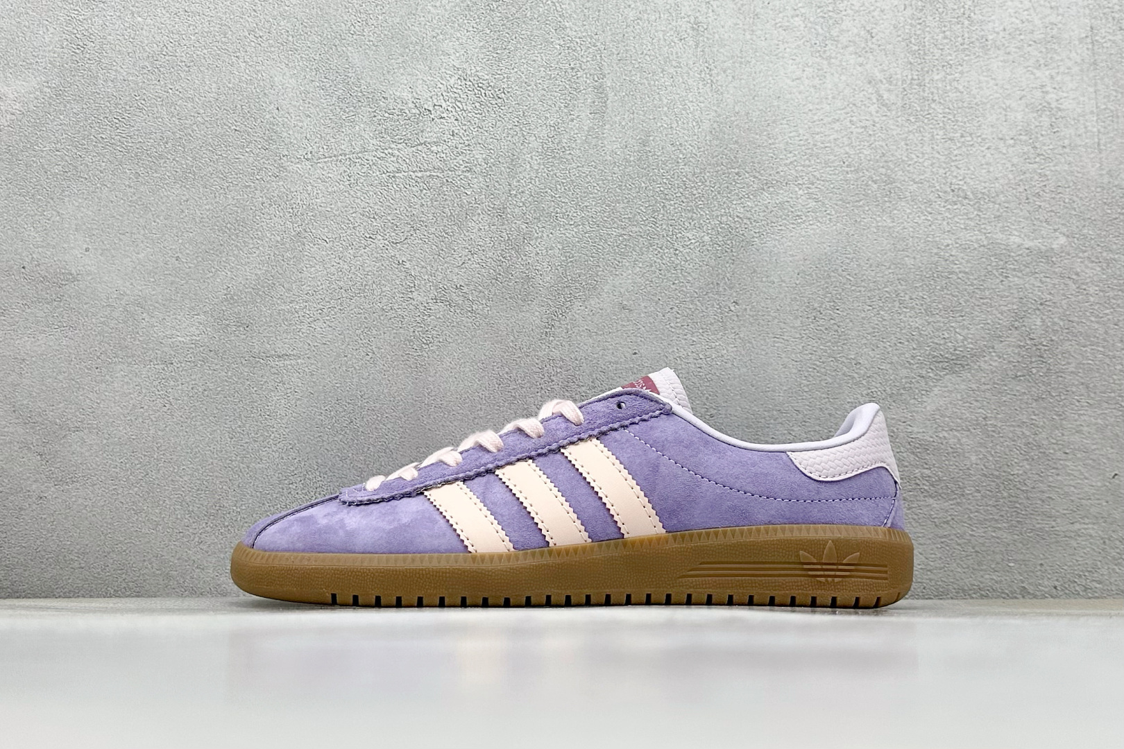 GX版 Adidas Originals Bermuda 绒面麂皮防滑耐磨轻便低帮板鞋 JR7157
