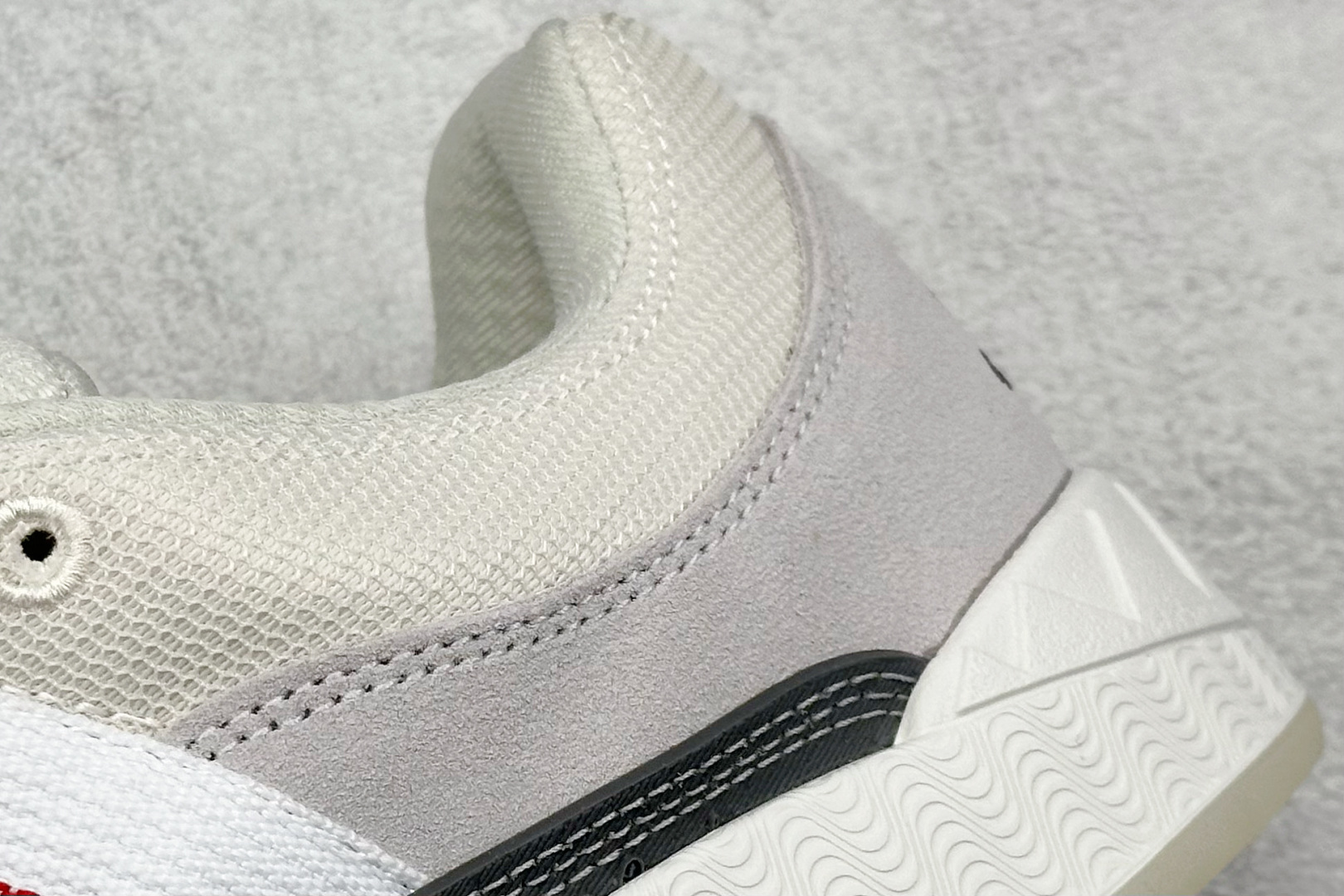 TG版 Adidas Adimatic Low 马蒂奇系列低帮 复古鲨鱼面包鞋运动休闲滑板板鞋 IH3265