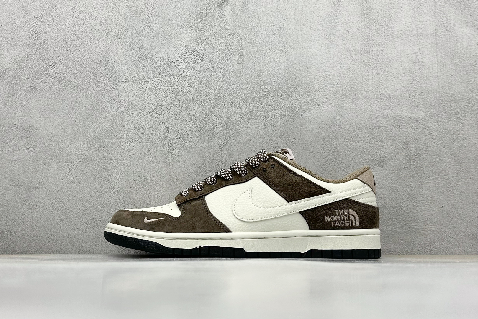 Nk SB Dunk Low 北面联名 黑褐 周年高端定制 低帮休闲板鞋 DJ2024-058