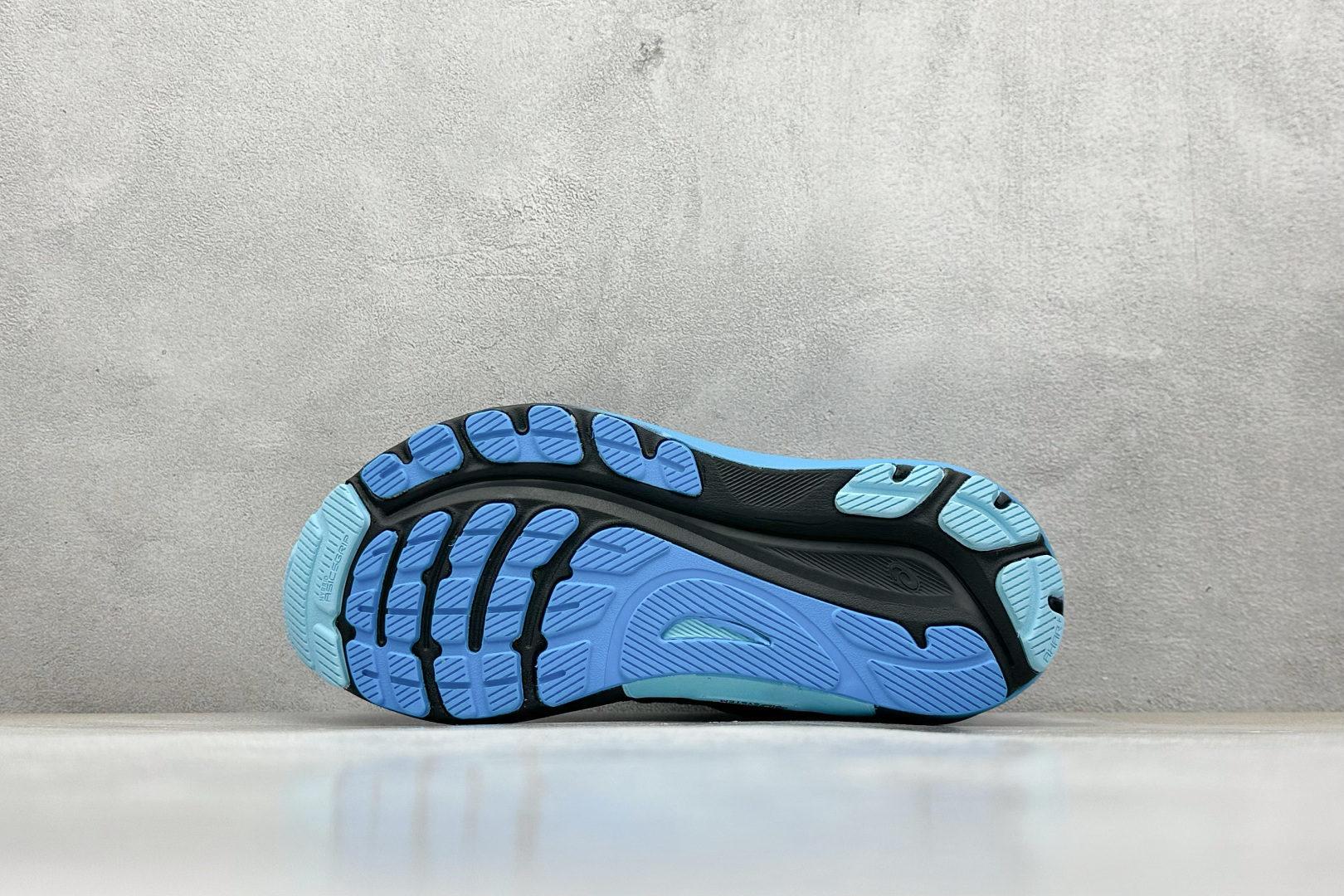 Asics Gel-Kayano 31 亚瑟士系列复古舒适织物休闲跑步鞋 1011B867-401
