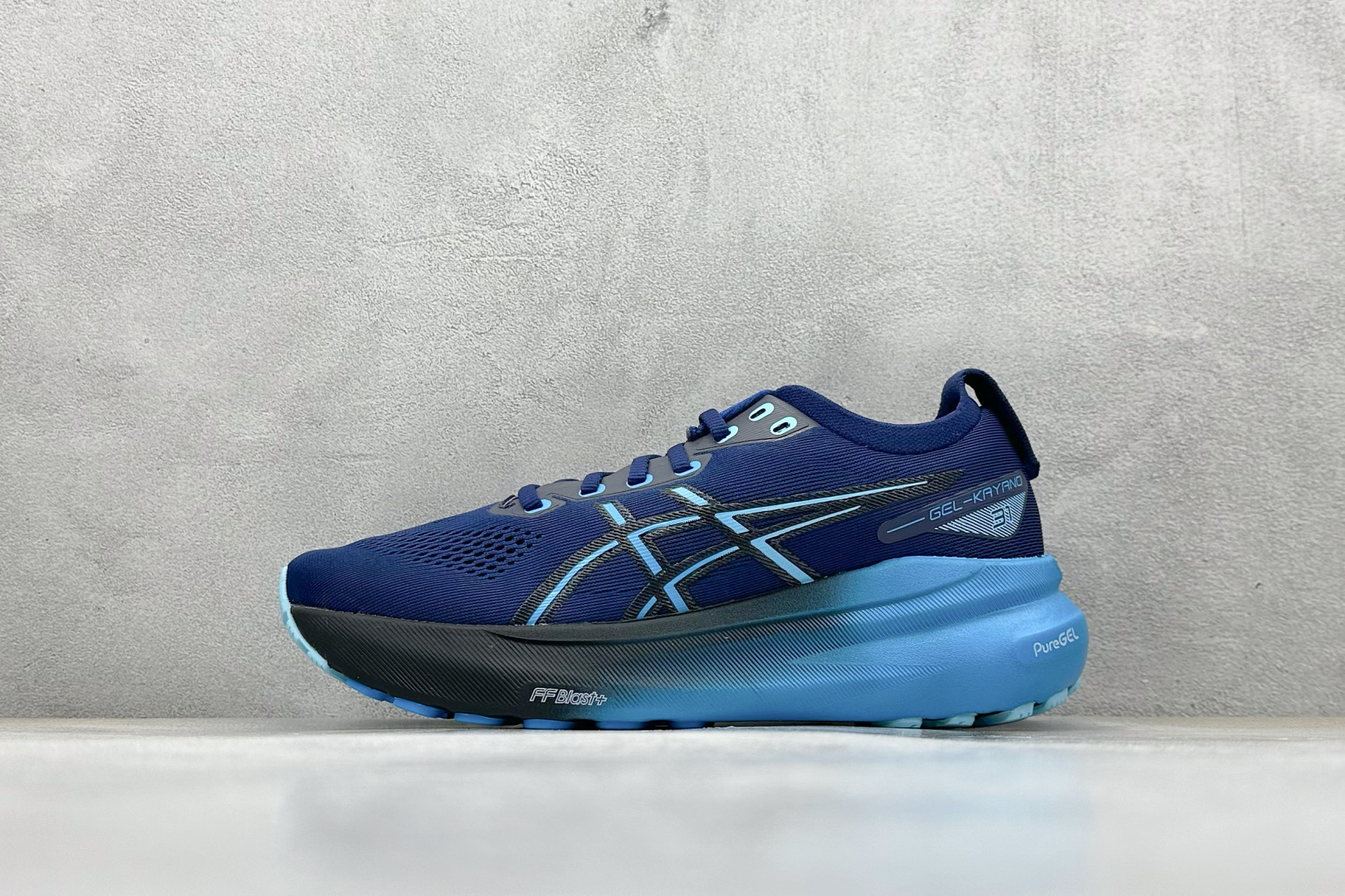 Asics Gel-Kayano 31 亚瑟士系列复古舒适织物休闲跑步鞋 1011B867-401