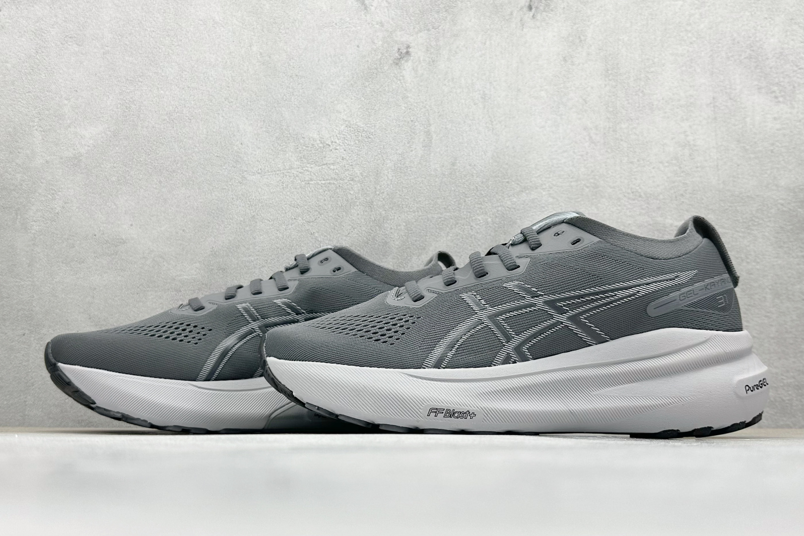 Asics Gel-Kayano 31 亚瑟士系列复古舒适织物休闲跑步鞋 1011B867-020