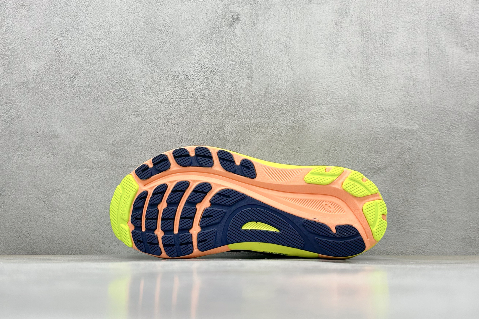Asics Gel-Kayano 31 亚瑟士系列复古舒适织物休闲跑步鞋 1011B929-750
