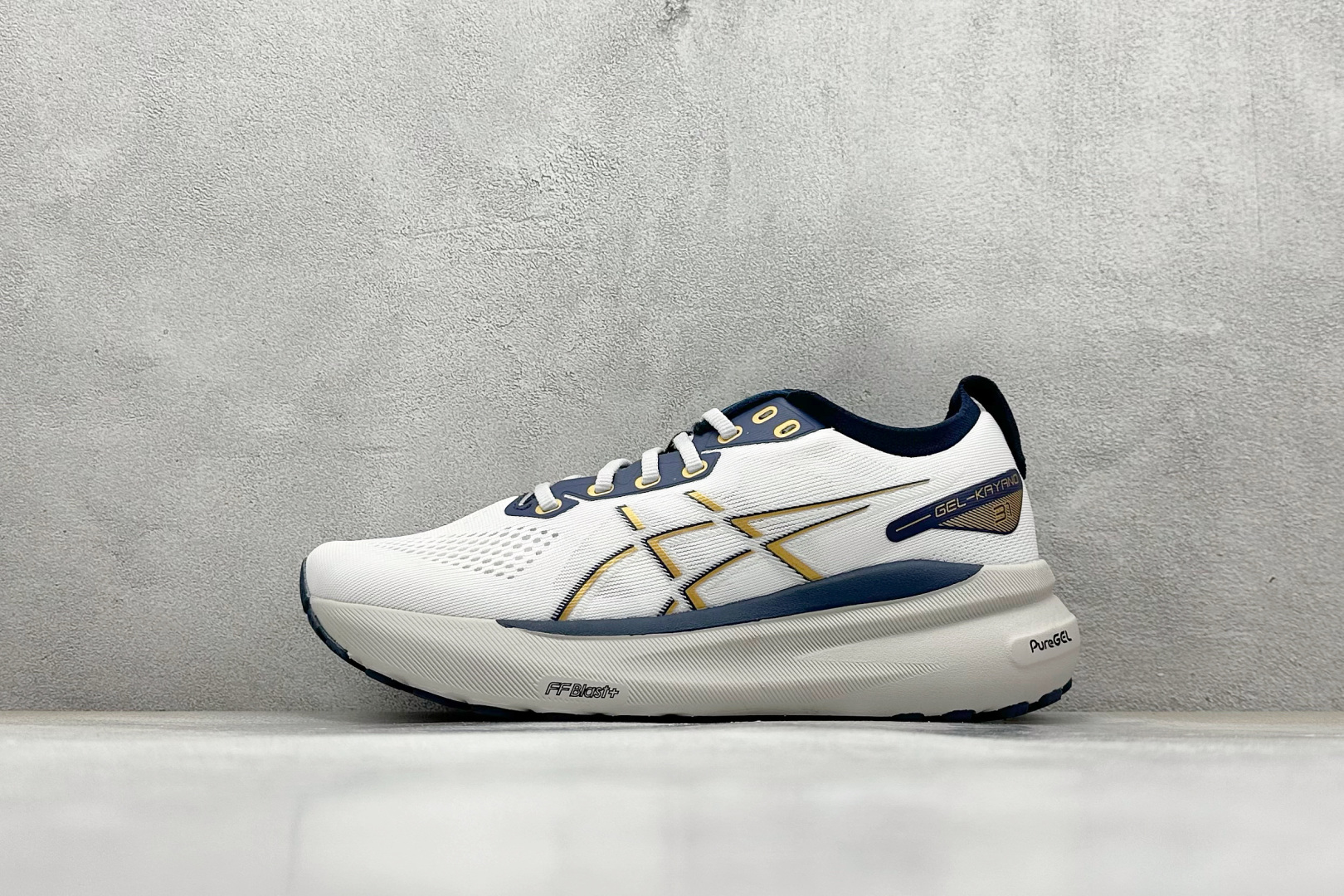 Asics Gel-Kayano 31 亚瑟士系列复古舒适织物休闲跑步鞋 1011B995-100