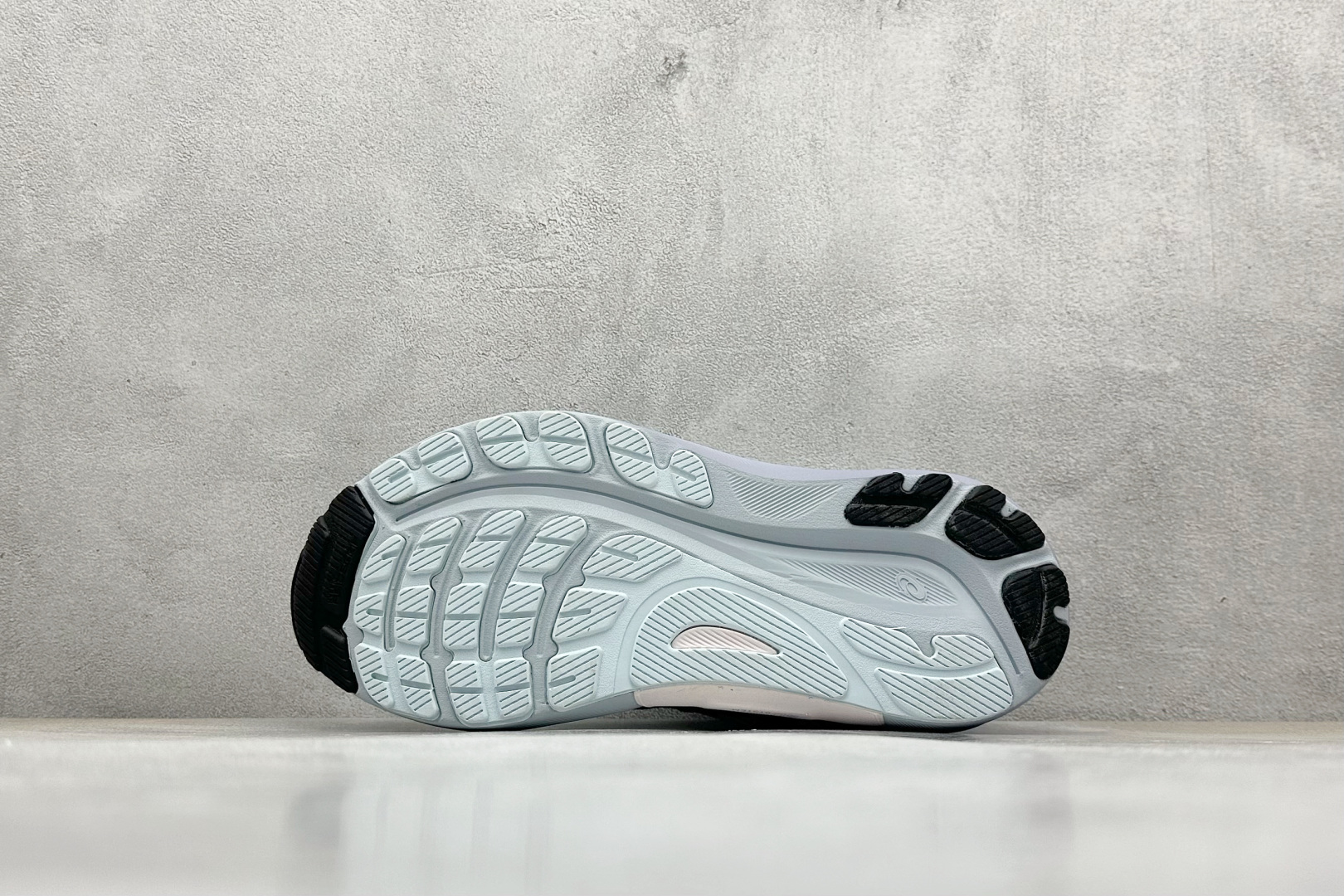 Asics Gel-Kayano 31 亚瑟士系列复古舒适织物休闲跑步鞋 1012B670-021