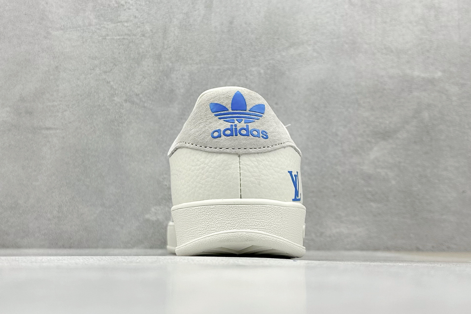 AD Originals Gazelle INdoor x Lv 三叶草休闲防滑耐磨低帮板鞋 DD6605