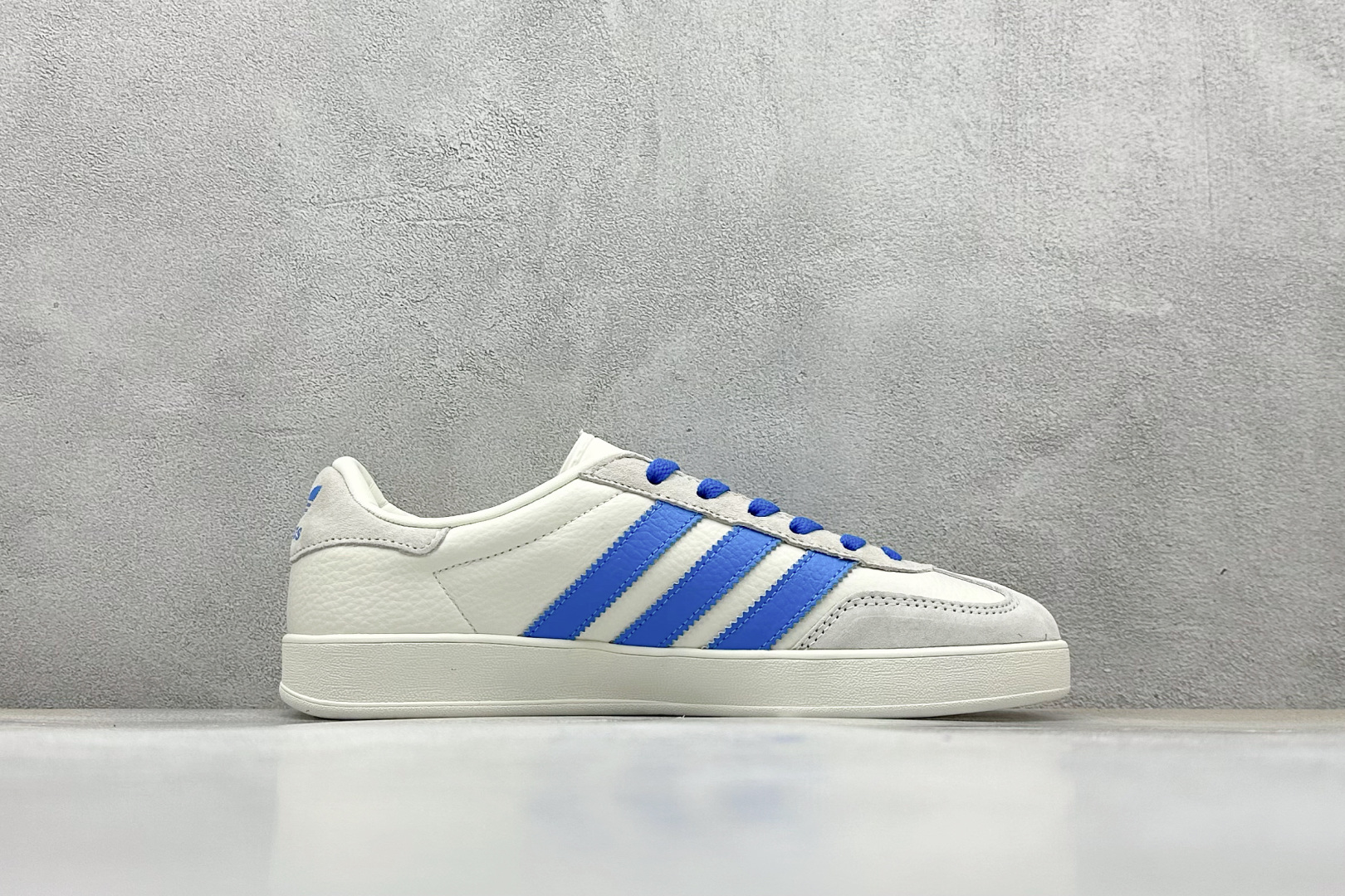 AD Originals Gazelle INdoor x Lv 三叶草休闲防滑耐磨低帮板鞋 DD6605