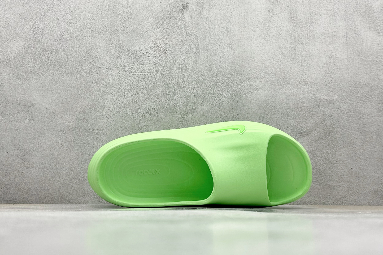 Nike ReactX Rejuven8 Slide 耐克夏日穿搭拖鞋 HV4479-700