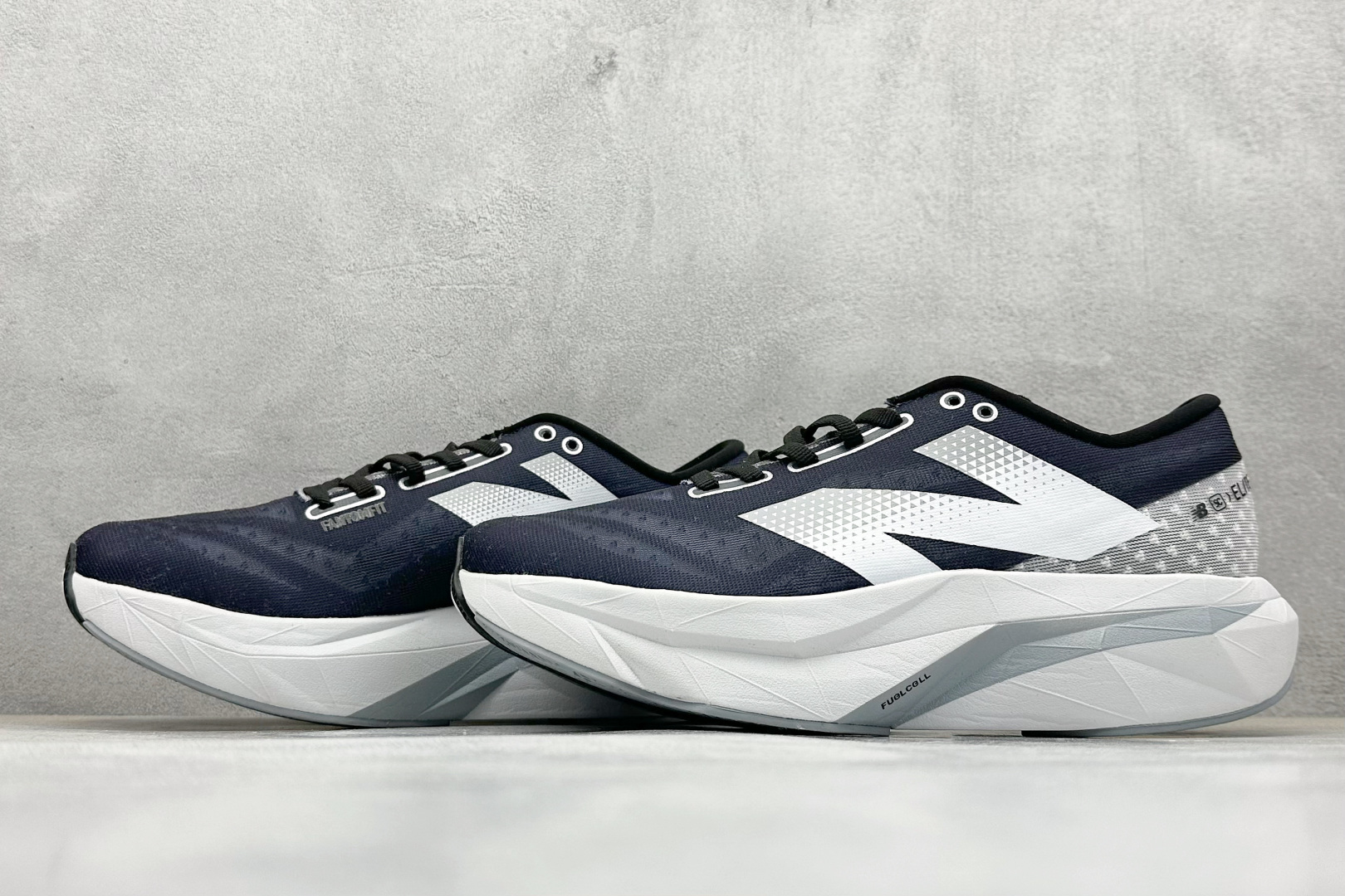 F版 New Balance NB FuelCell Supercomp NB X REBEL跑步鞋 MFCXLK4