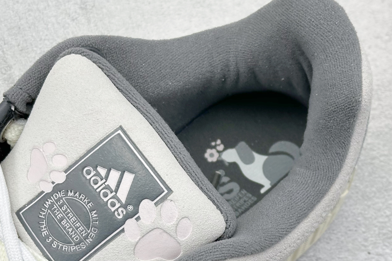 TG版 Adidas Adimatic Low 头层马毛 马蒂奇系列低帮 复古鲨鱼面包鞋运动休闲滑板板鞋 JQ2612