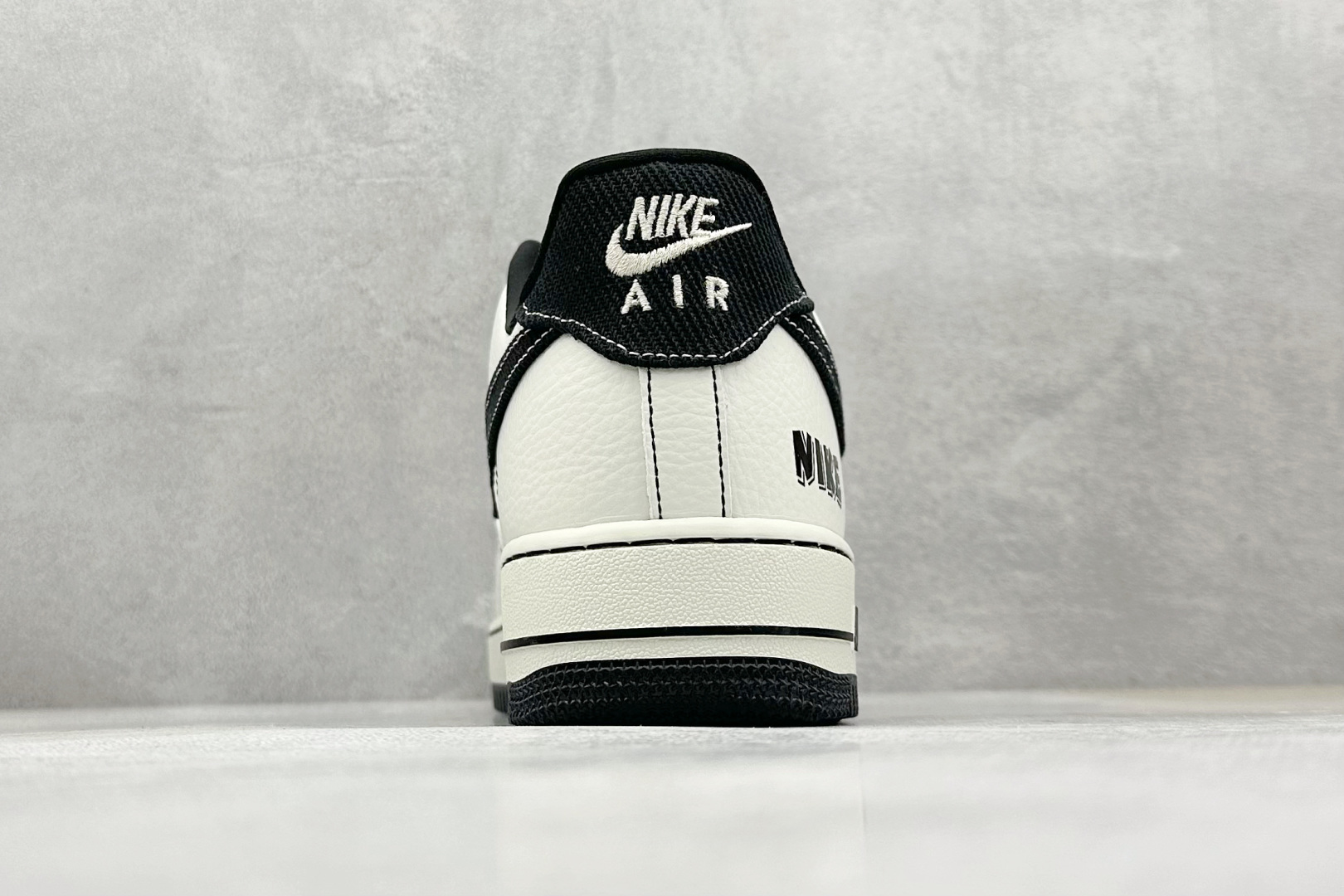 SC版 Nike Air Force 1'07 Low 黑白三小勾 空军一号低帮休闲板鞋 SC9207-537