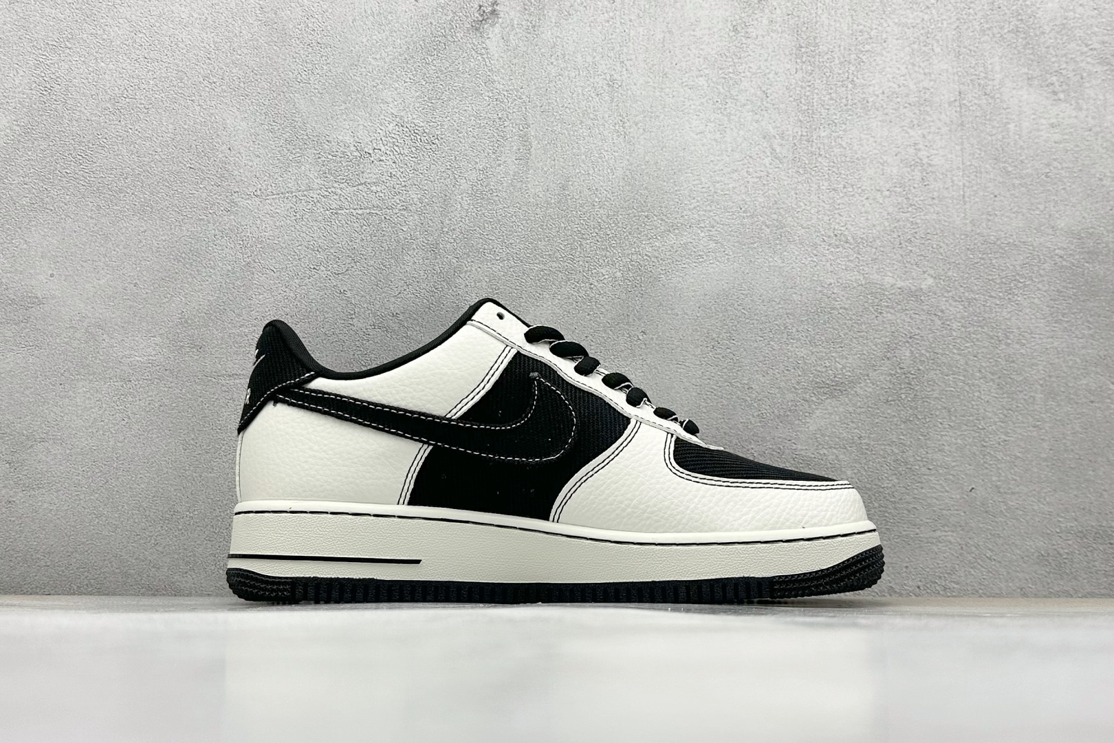 SC版 Nike Air Force 1'07 Low 黑白三小勾 空军一号低帮休闲板鞋 SC9207-537