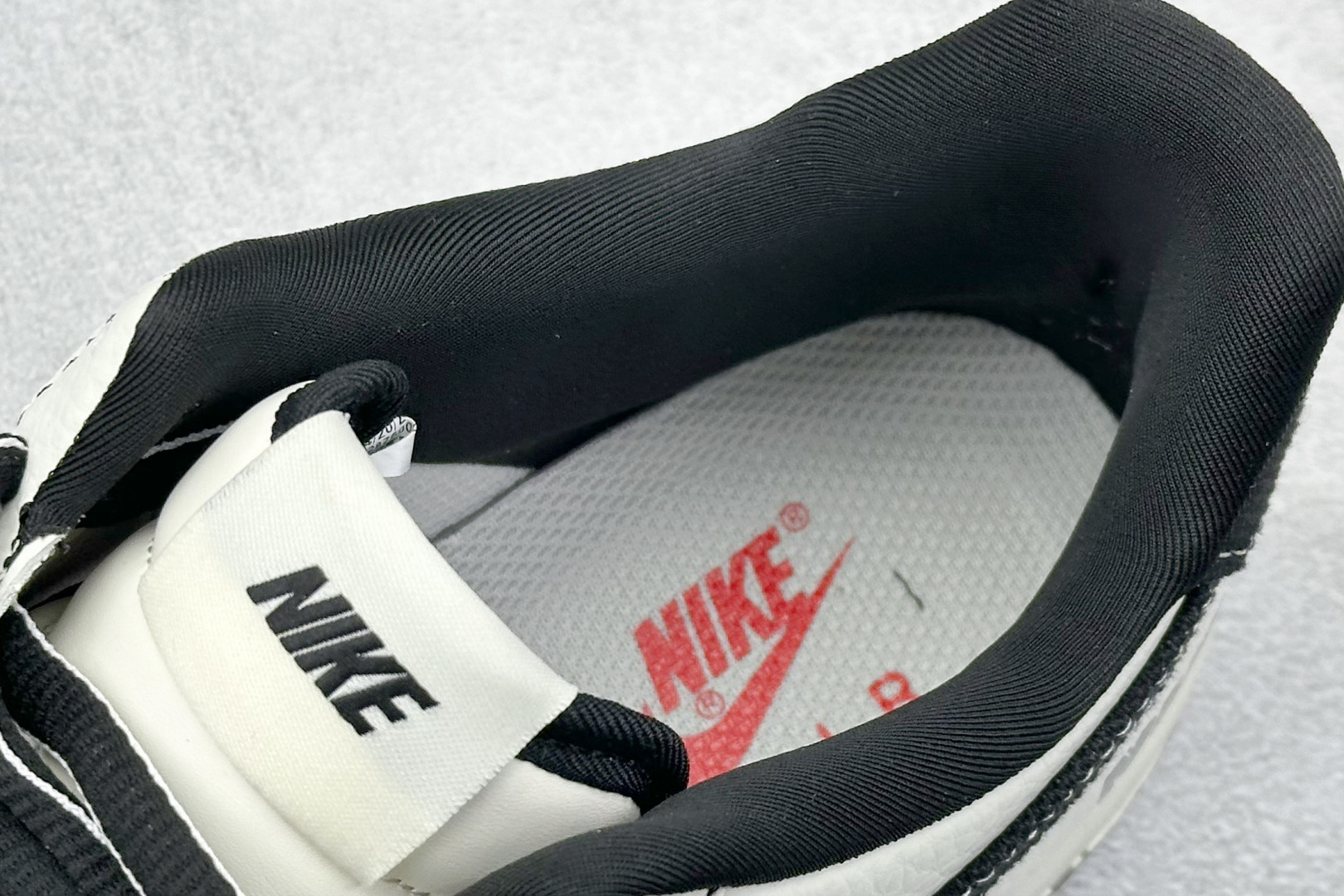 SC版 Nike Air Force 1'07 Low 黑白三小勾 空军一号低帮休闲板鞋 SC9207-537