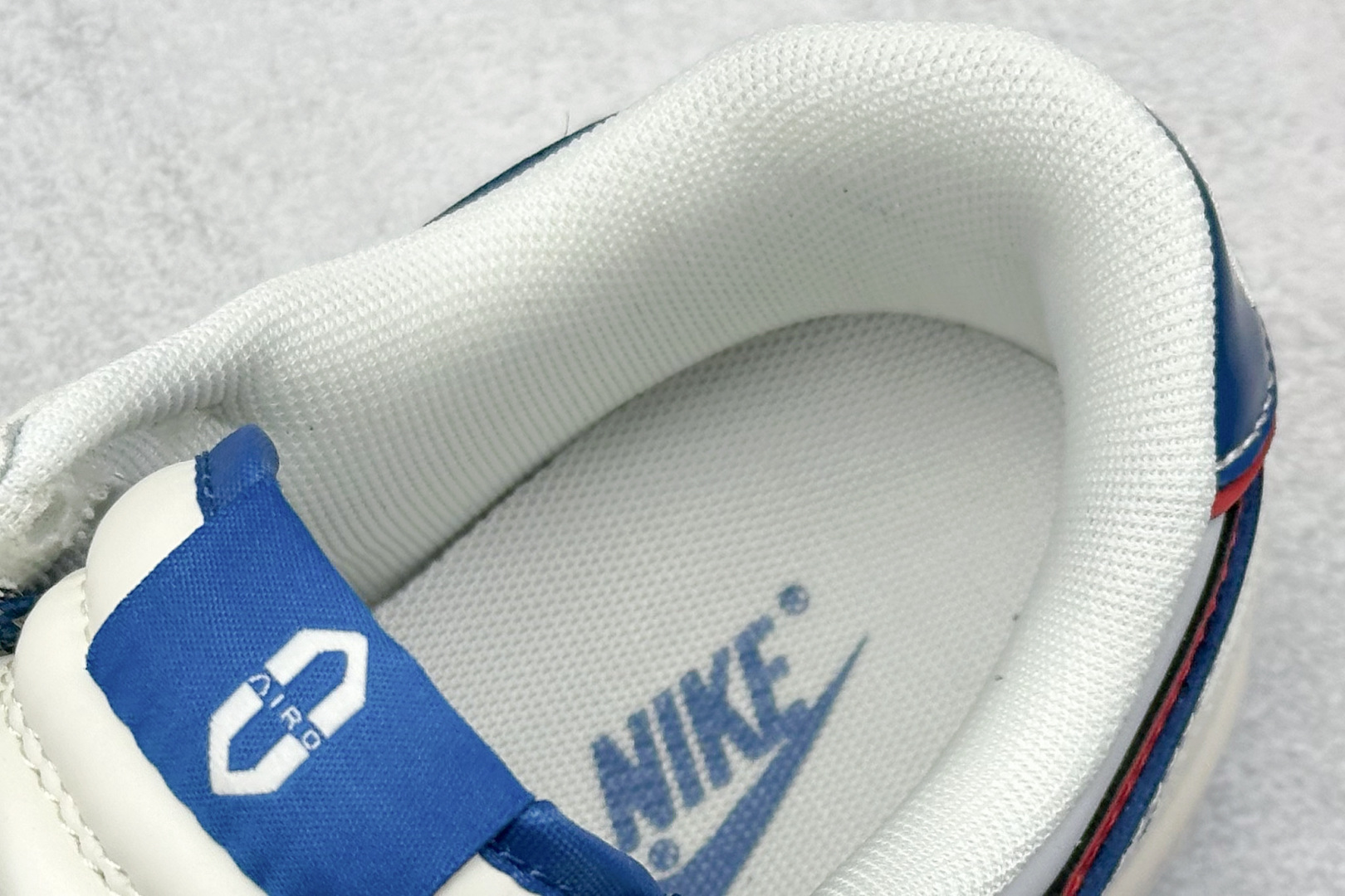 Nike SB Dunk Low 问界M9蓝彩勾 低帮休闲板鞋 FC1688-235