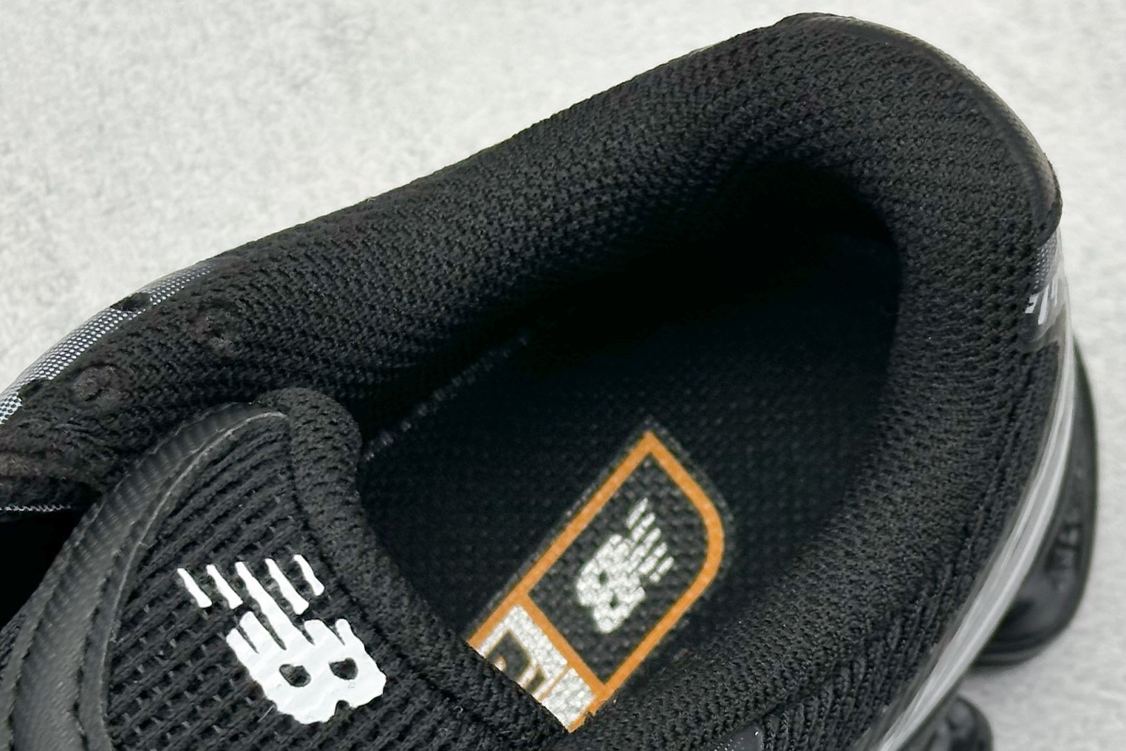 I8 New Balance 新百伦 NB2000 网面休闲鞋 U2000RE