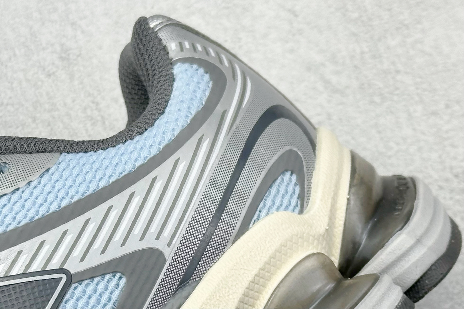 I8 New Balance 新百伦 NB2000 网面休闲鞋 U2000PBB