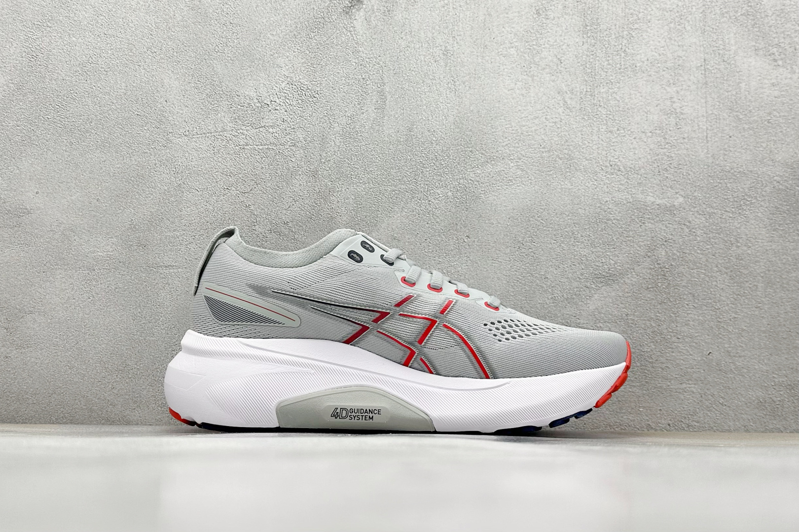 Asics Gel-Kayano 31 亚瑟士系列复古舒适织物休闲跑步鞋 1011B867-021