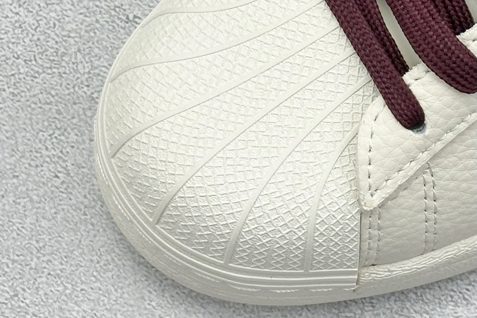 AD Originals Superstar 小熊 白酒红 AD8011