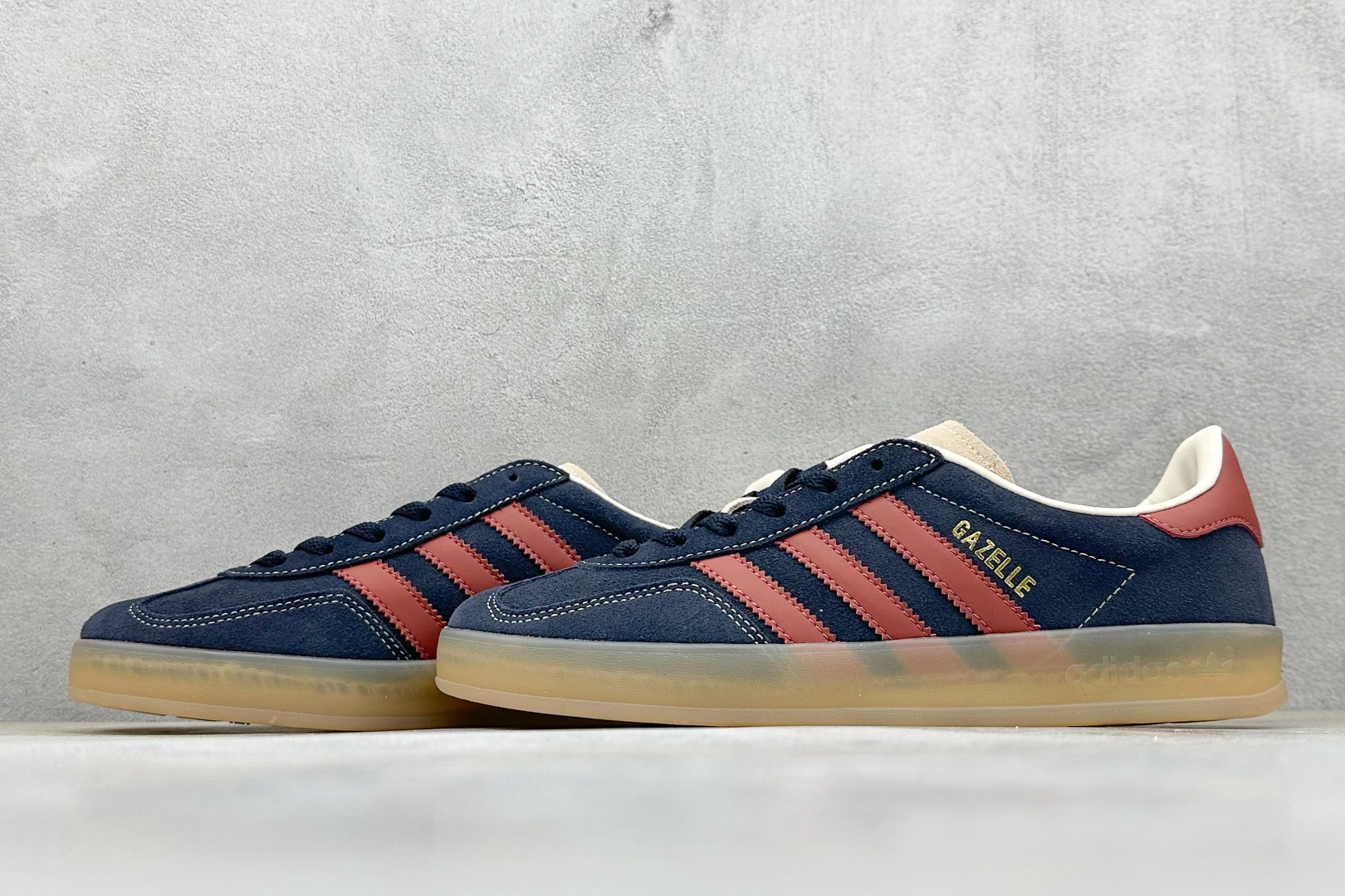 AD Originals Gazelle Indoor 三叶草复古休闲运动板鞋 JH5404