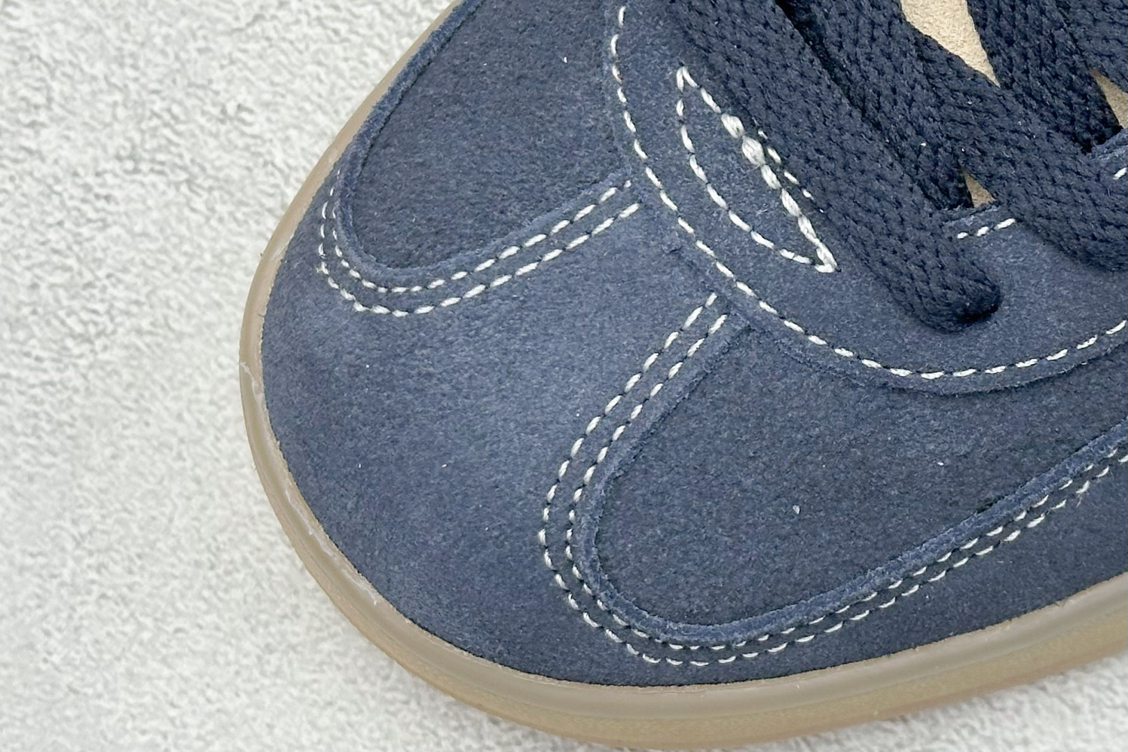 AD Originals Gazelle Indoor 三叶草复古休闲运动板鞋 JH5404