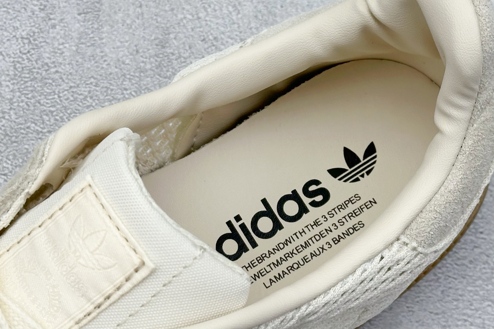 Addis Original Samba OG 复古桑巴 板鞋 KK3528
