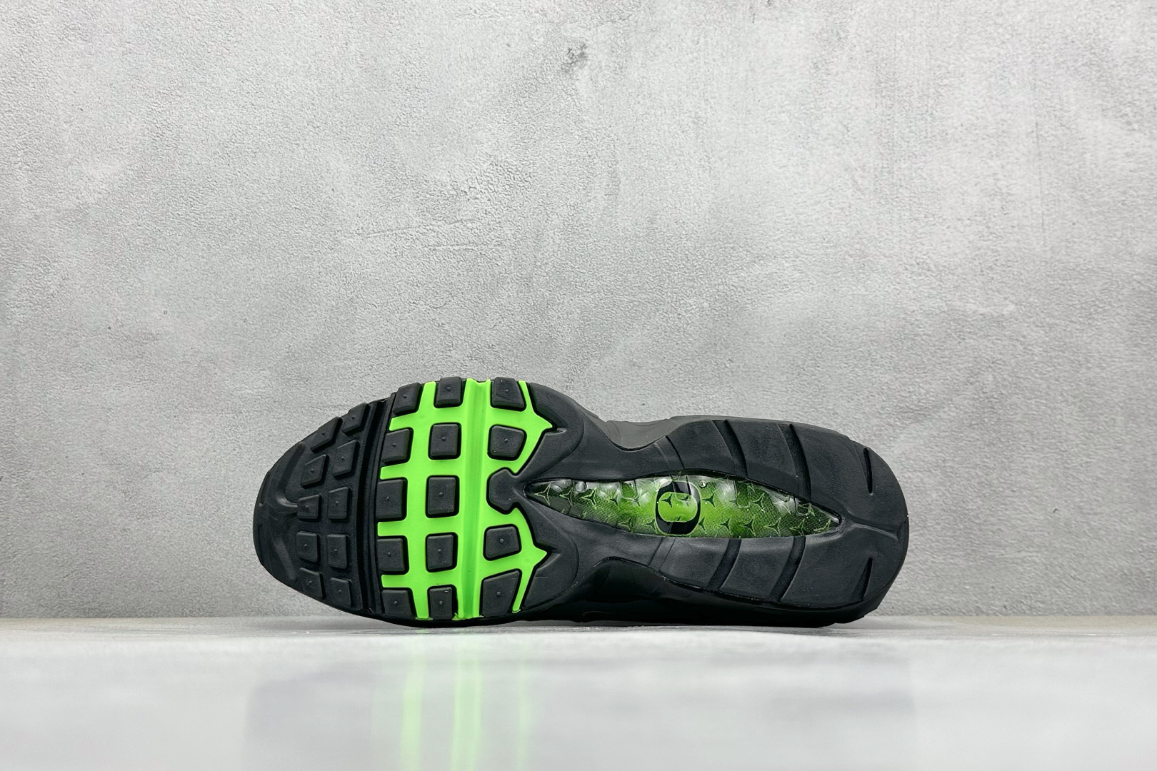 Division St. x Nike Air Max 95/97 Ducks of a Feather Thunder IM2174-001