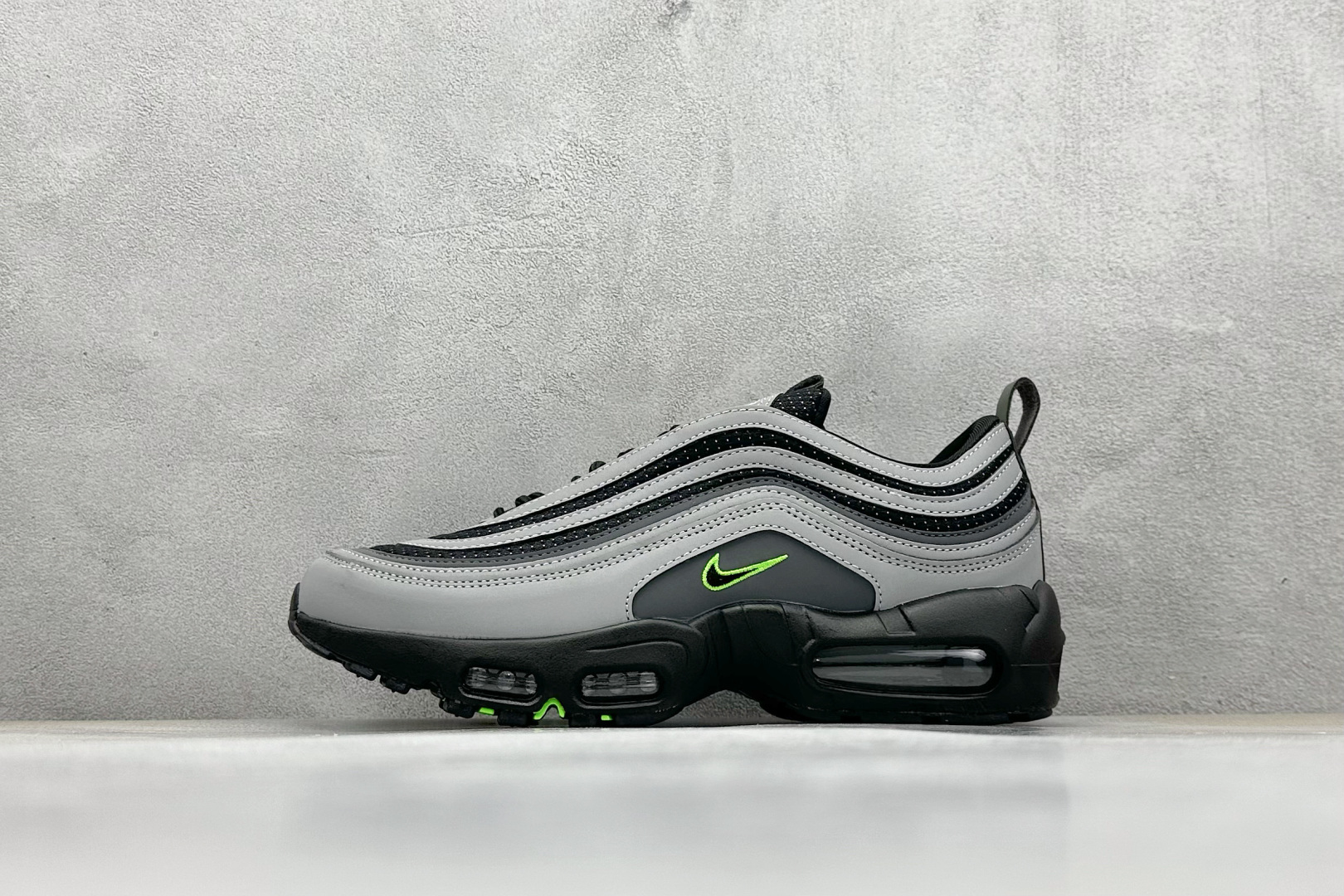 Division St. x Nike Air Max 95/97 Ducks of a Feather Thunder IM2174-001
