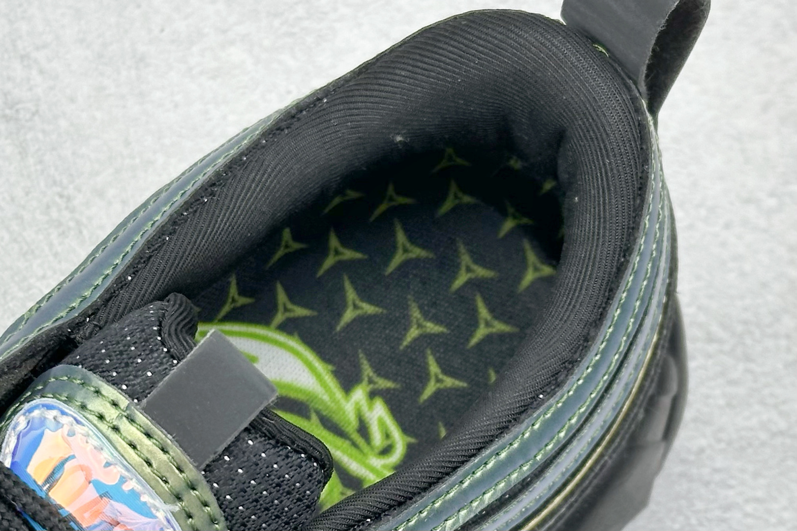 Division St. x Nike Air Max 95/97 Ducks of a Feather Thunder II1714-900
