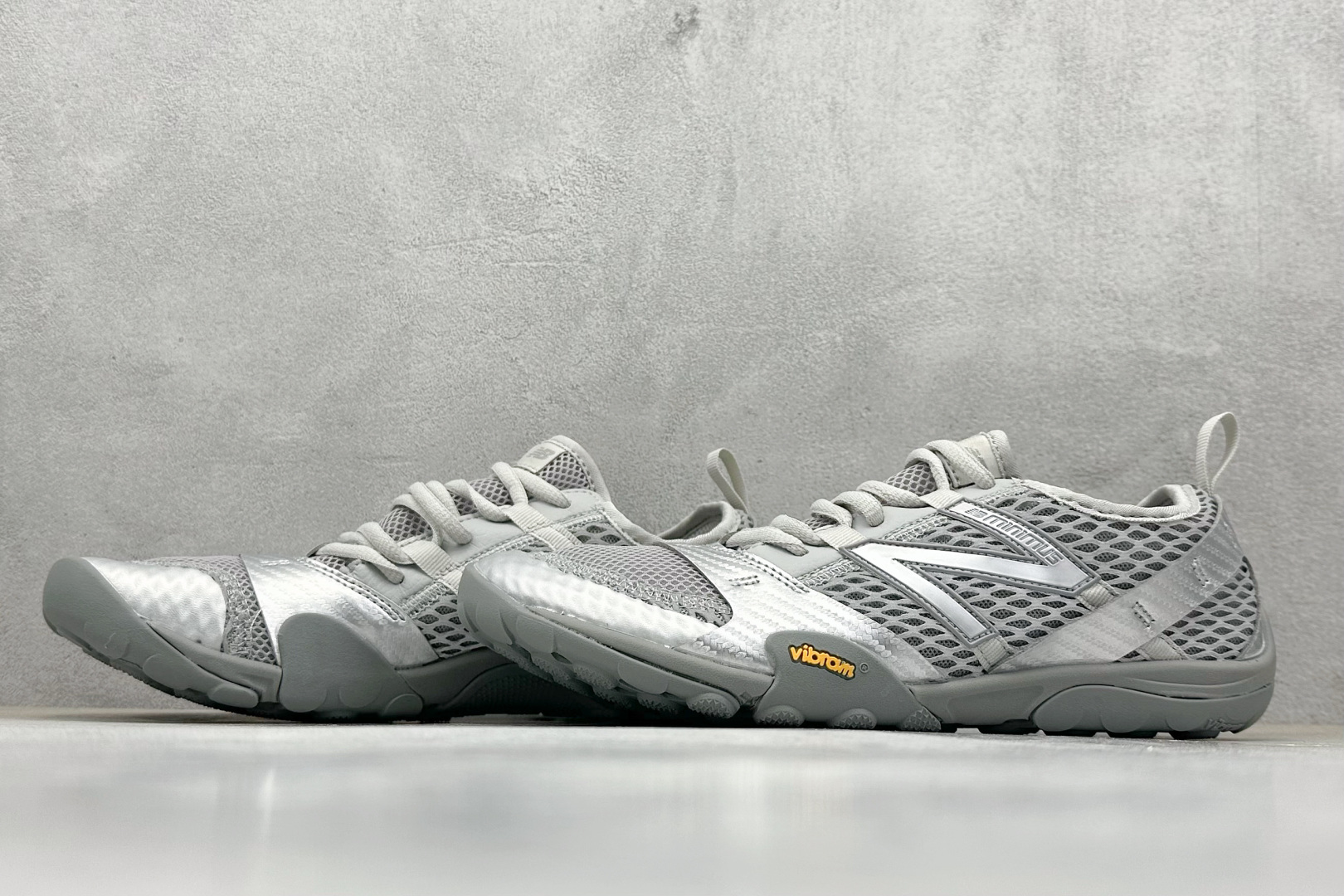 ISSEY MIYAKE/ x New Balance NB MT10O 舒适时尚 减震耐磨 低帮 生活休闲鞋 MT10OAB
