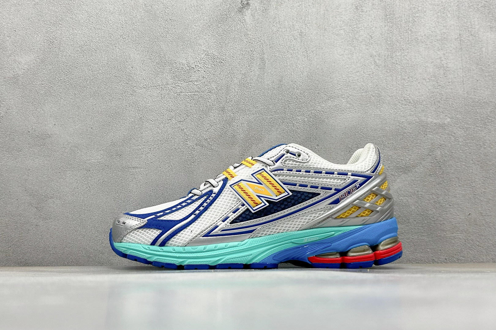 RA版 New Balance M1906系列 复古单品宝藏老爹鞋款 M1906RMS
