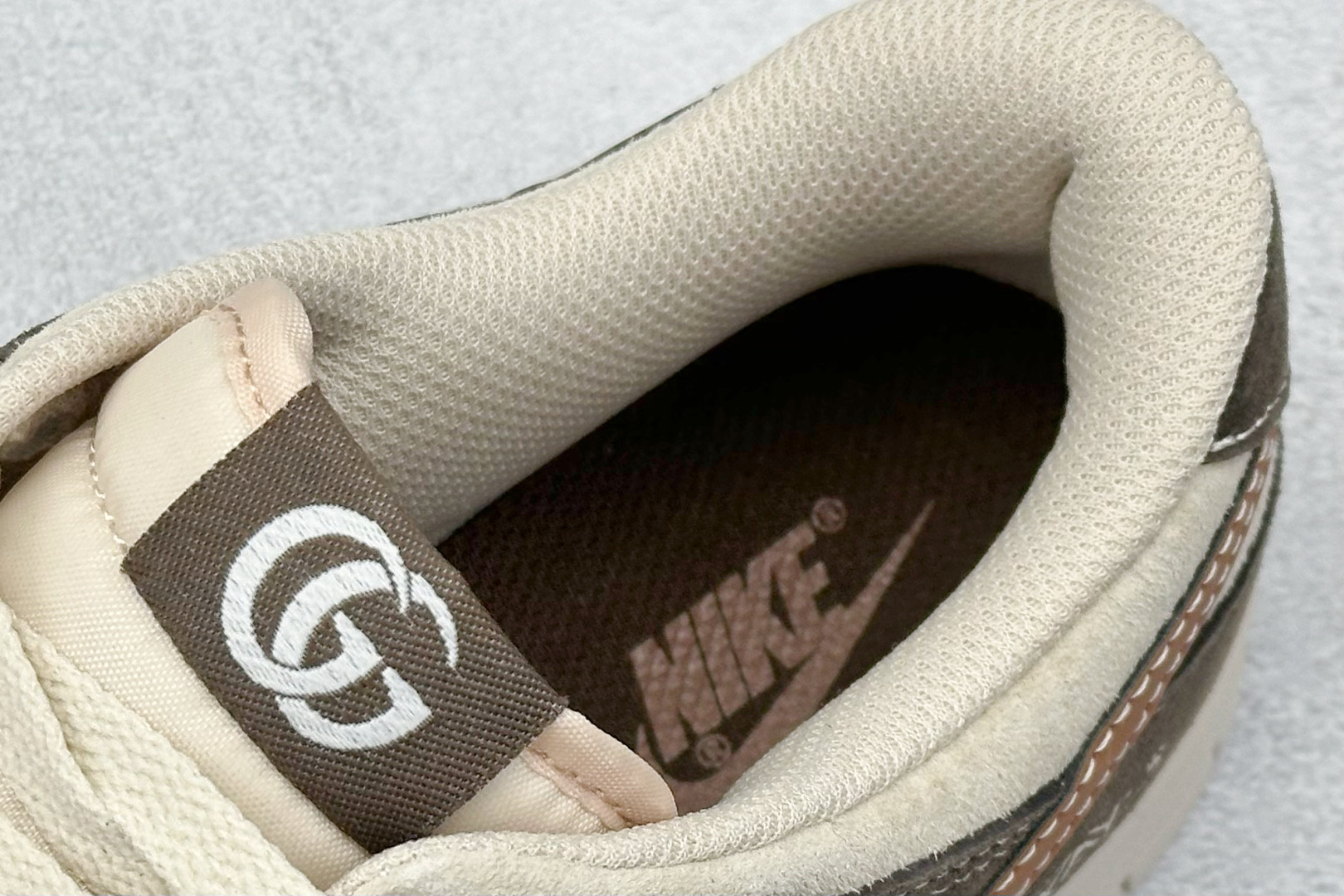 Nk SB Dunk Low Stray Rats联名 猪八米棕勾 低帮休闲板鞋 DJ2024-082
