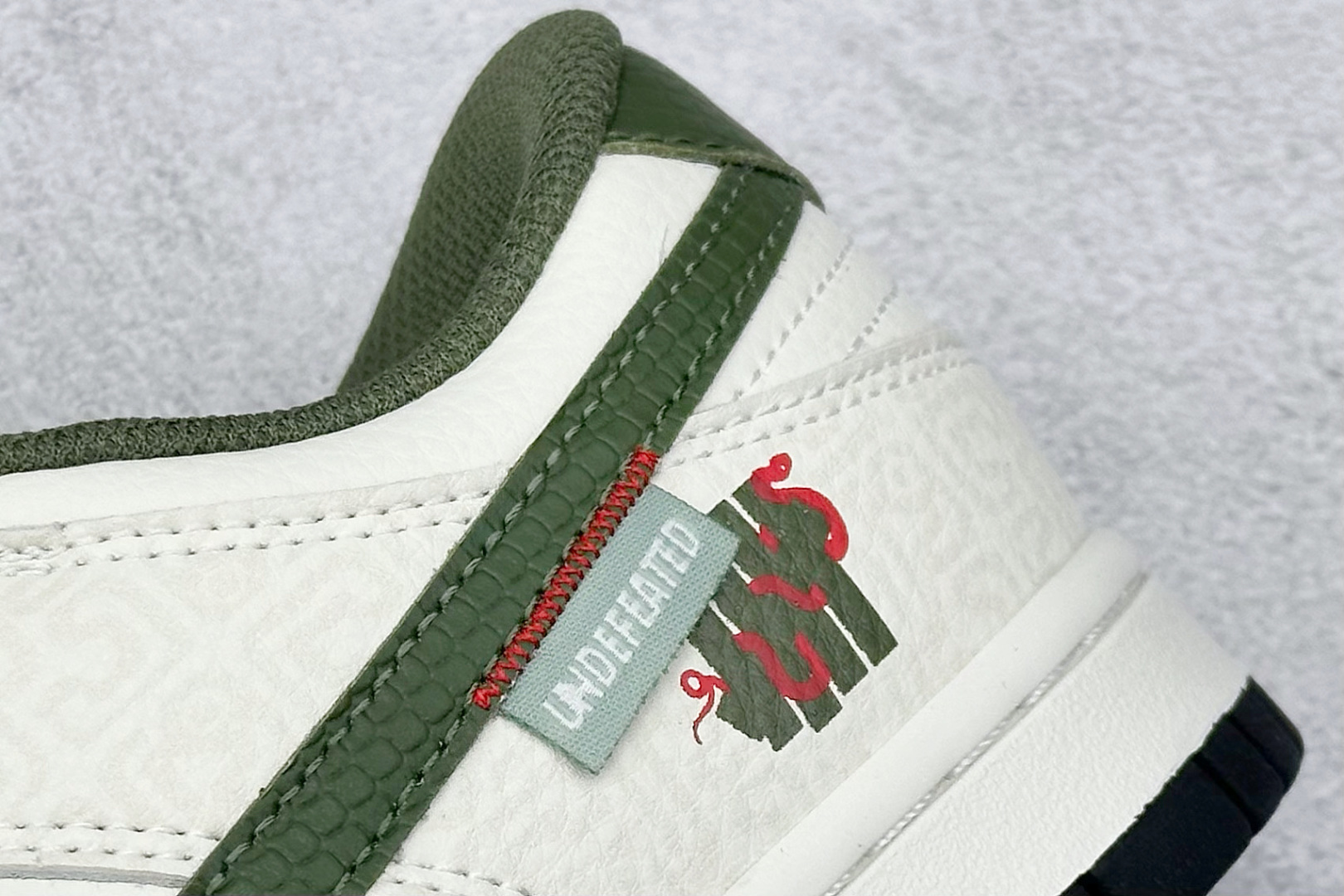 Nike SB Dunk Low x UNDEFEATED 白绿小钩 DJ2024-070