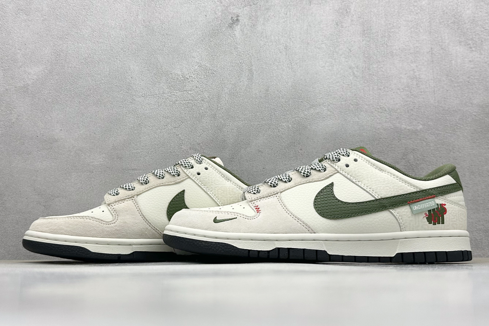 Nike SB Dunk Low x UNDEFEATED 白绿小钩 DJ2024-070