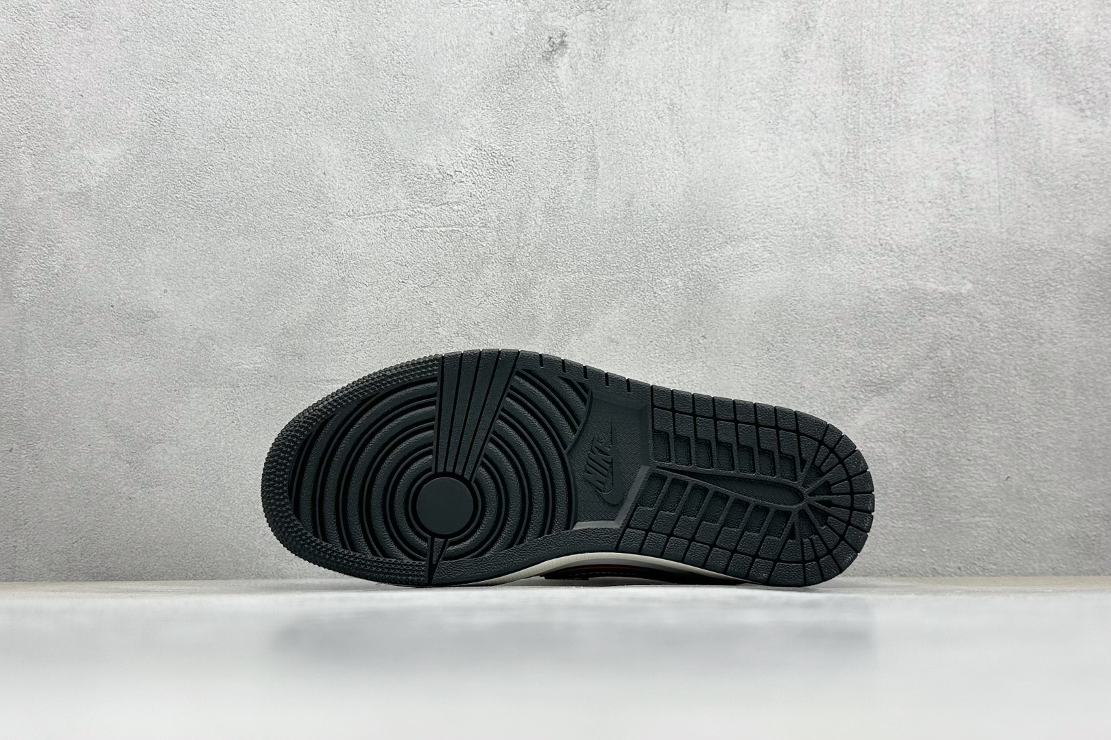 Travis Scott x Fragment Design x Air Jordan 1 Low OG SP AJ1 问界联名 鎏金黑 低帮文化休闲板鞋 FC1688-238