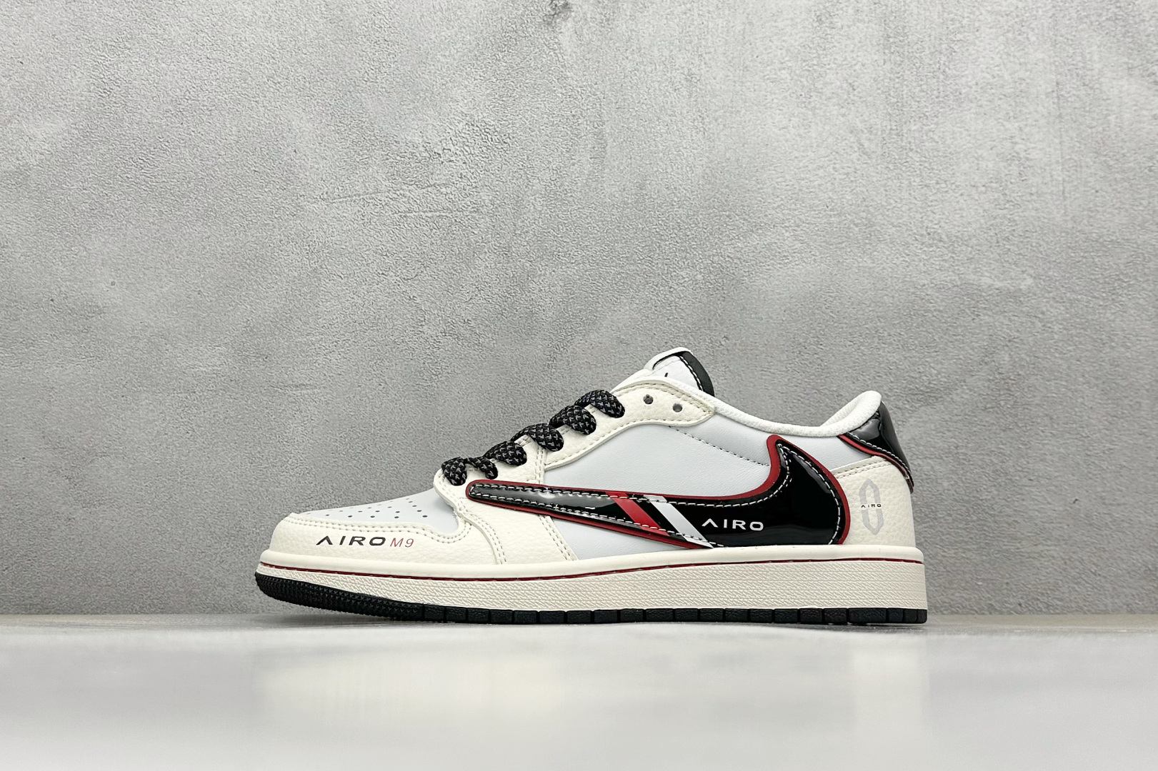 Travis Scott x Fragment Design x Air Jordan 1 Low OG SP AJ1 问界联名 鎏金黑 低帮文化休闲板鞋 FC1688-238