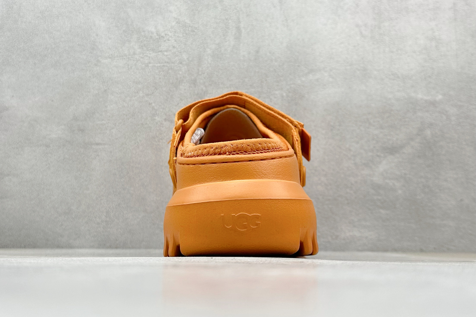 UGG GoldenGlow Slide 简约时尚 EVA 防磨一脚蹬拖鞋 1166912