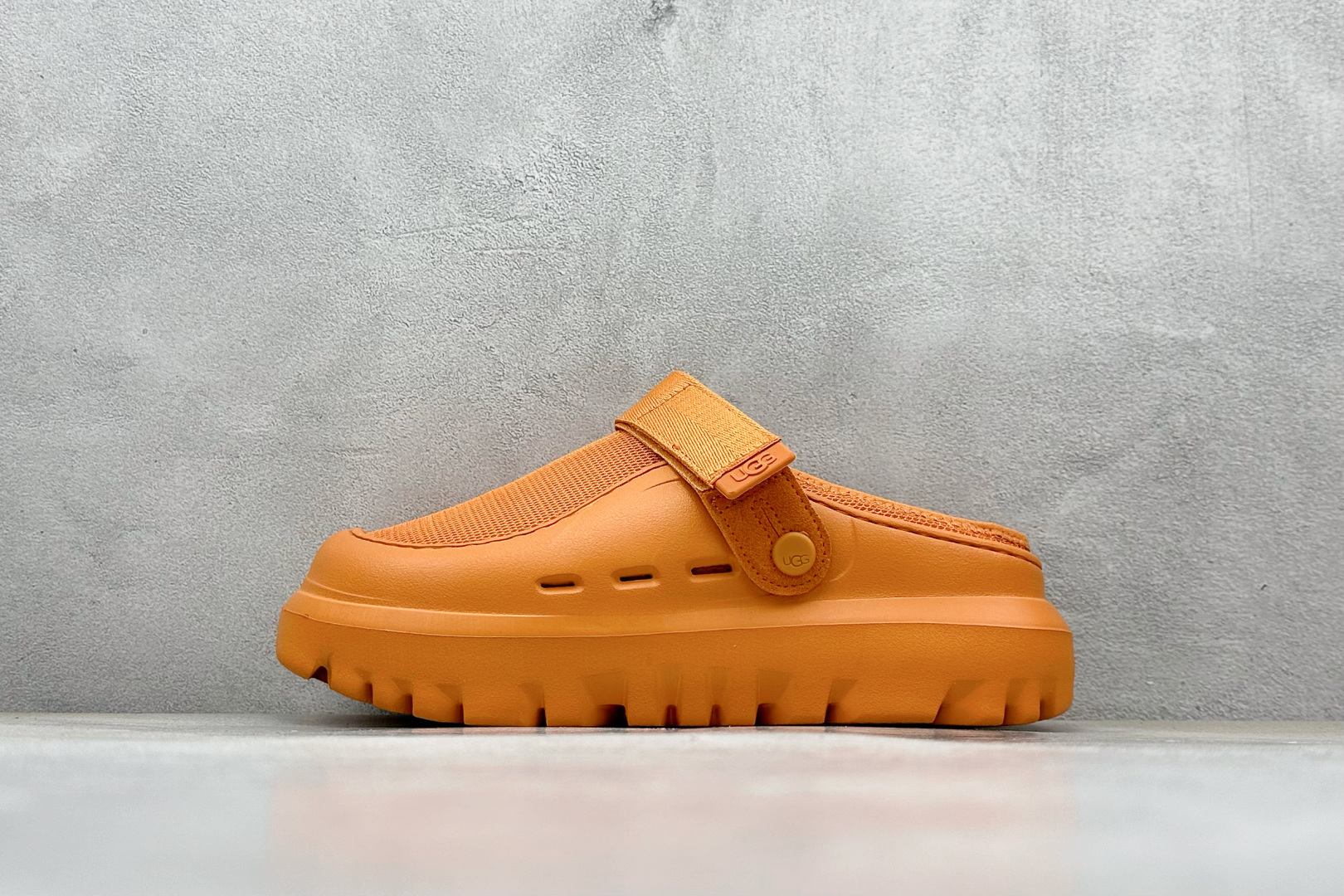 UGG GoldenGlow Slide 简约时尚 EVA 防磨一脚蹬拖鞋 1166912