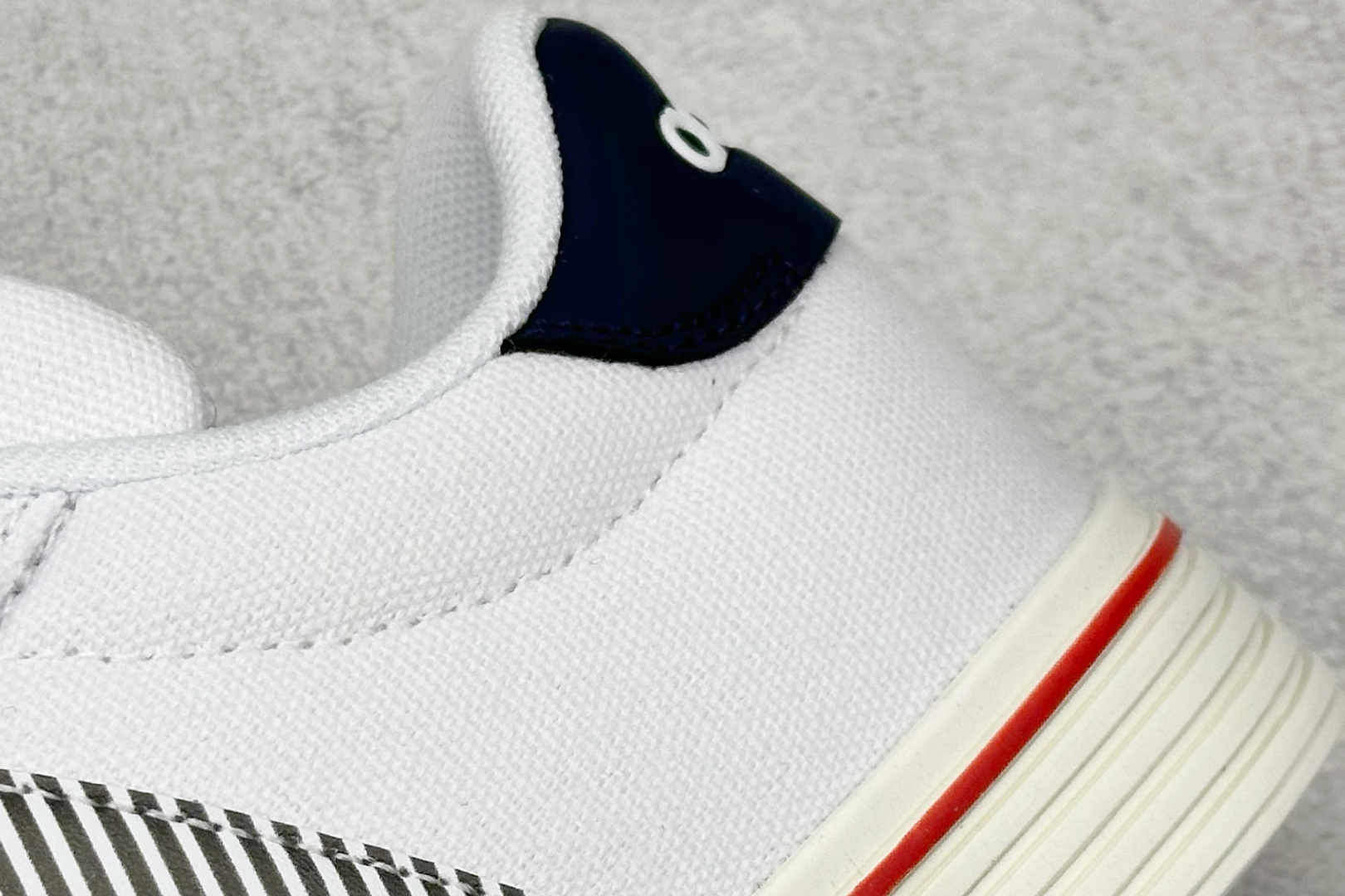 140 GX版 Adidas Barreda Daily 4.0 阿迪舒适减震低帮休闲板鞋 JQ7361-007-Chinese UA Cheap High Quatity Brand Clothes Bags handbags Sneakers wholesale wholesaler seller from China Factory suppliers Fashion Clothing Shoes best Quality Beautiful Price 140 GX版 Adidas Barreda Daily 4.0 阿迪舒适减震低帮休闲板鞋 JQ7361-007