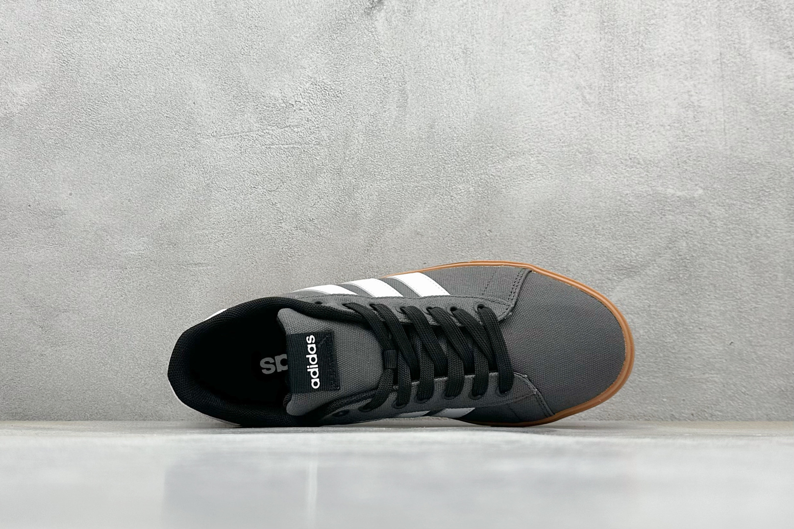 140 GX版 Adidas Barreda Daily 4.0 阿迪舒适减震低帮休闲板鞋 IF4492-011