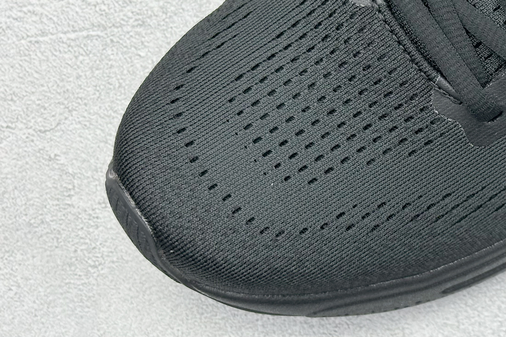 180 Z版 Brooks 布鲁克斯 Hyperion Max 2 超弹轻盈跑步鞋 110431 1D 020