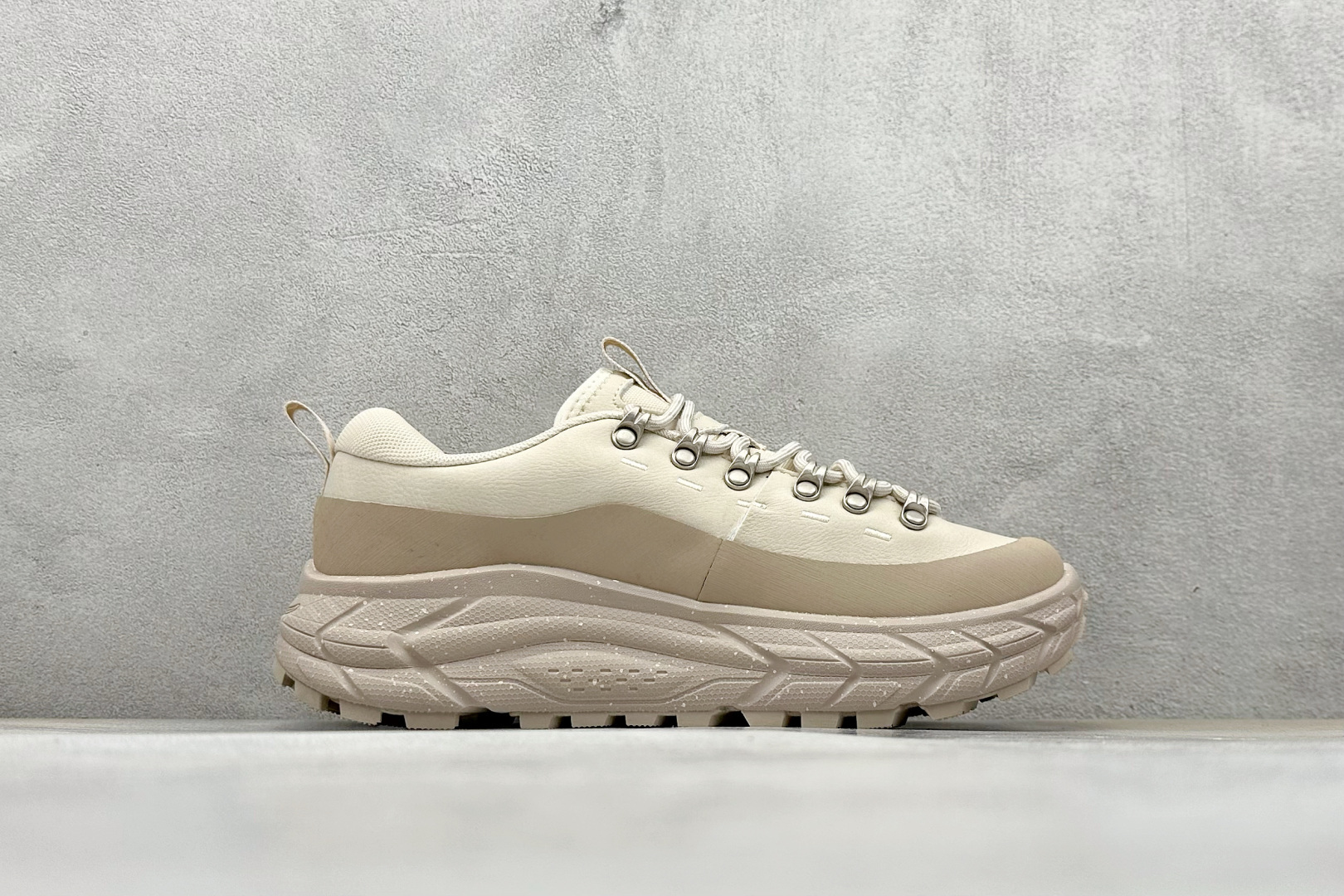 220 HOKA ONE ONE Tor Summit 舒适简约登山运动鞋 1157070