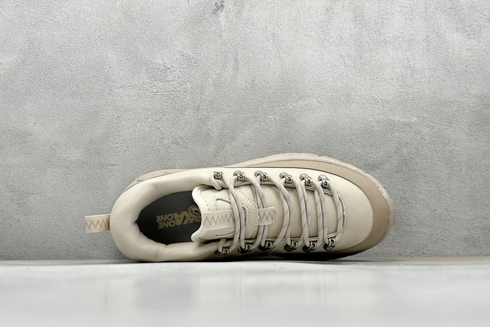 220 HOKA ONE ONE Tor Summit 舒适简约登山运动鞋 1157070