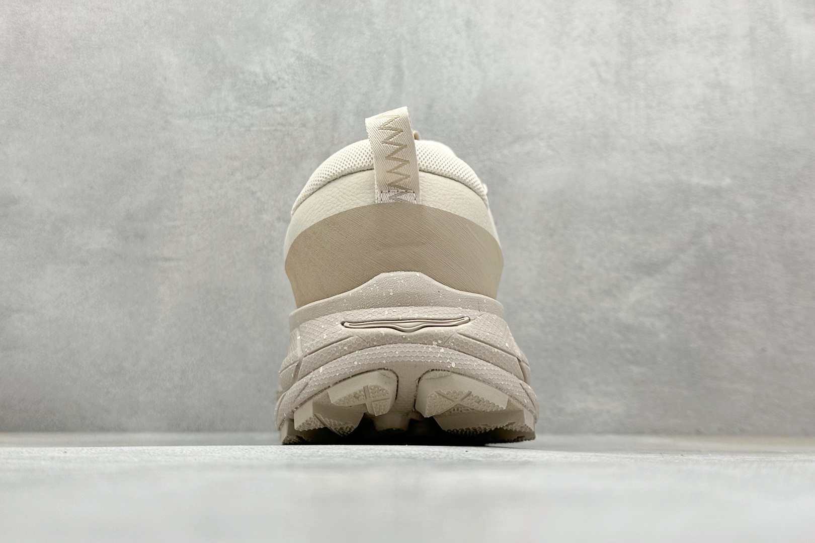 220 HOKA ONE ONE Tor Summit 舒适简约登山运动鞋 1157070