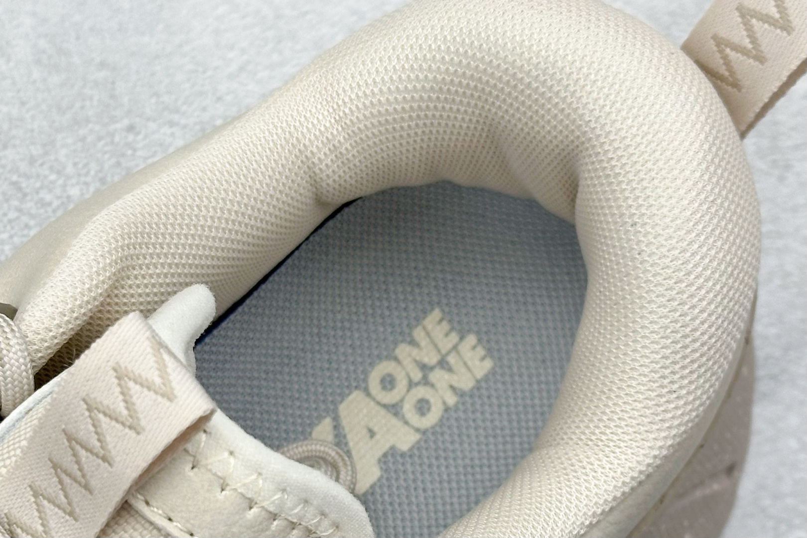 220 HOKA ONE ONE Tor Summit 舒适简约登山运动鞋 1157070