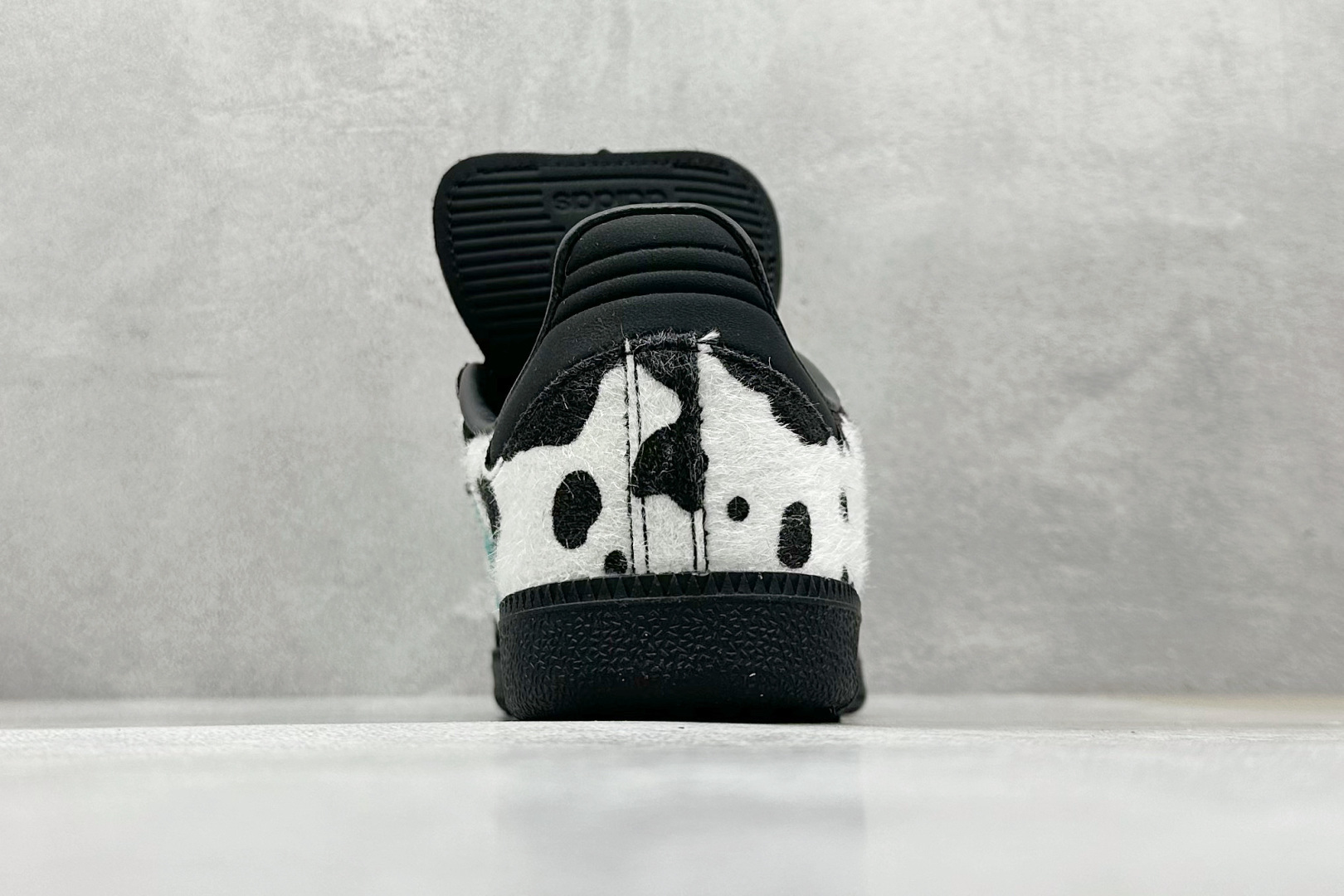 140 X版 Adidas Samba ‘黑绿斑马’ 阿迪三叶草休闲板鞋 JS3930