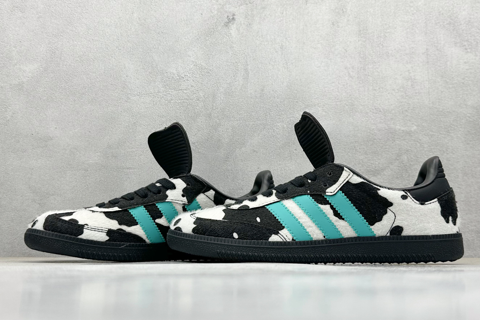 140 X版 Adidas Samba ‘黑绿斑马’ 阿迪三叶草休闲板鞋 JS3930