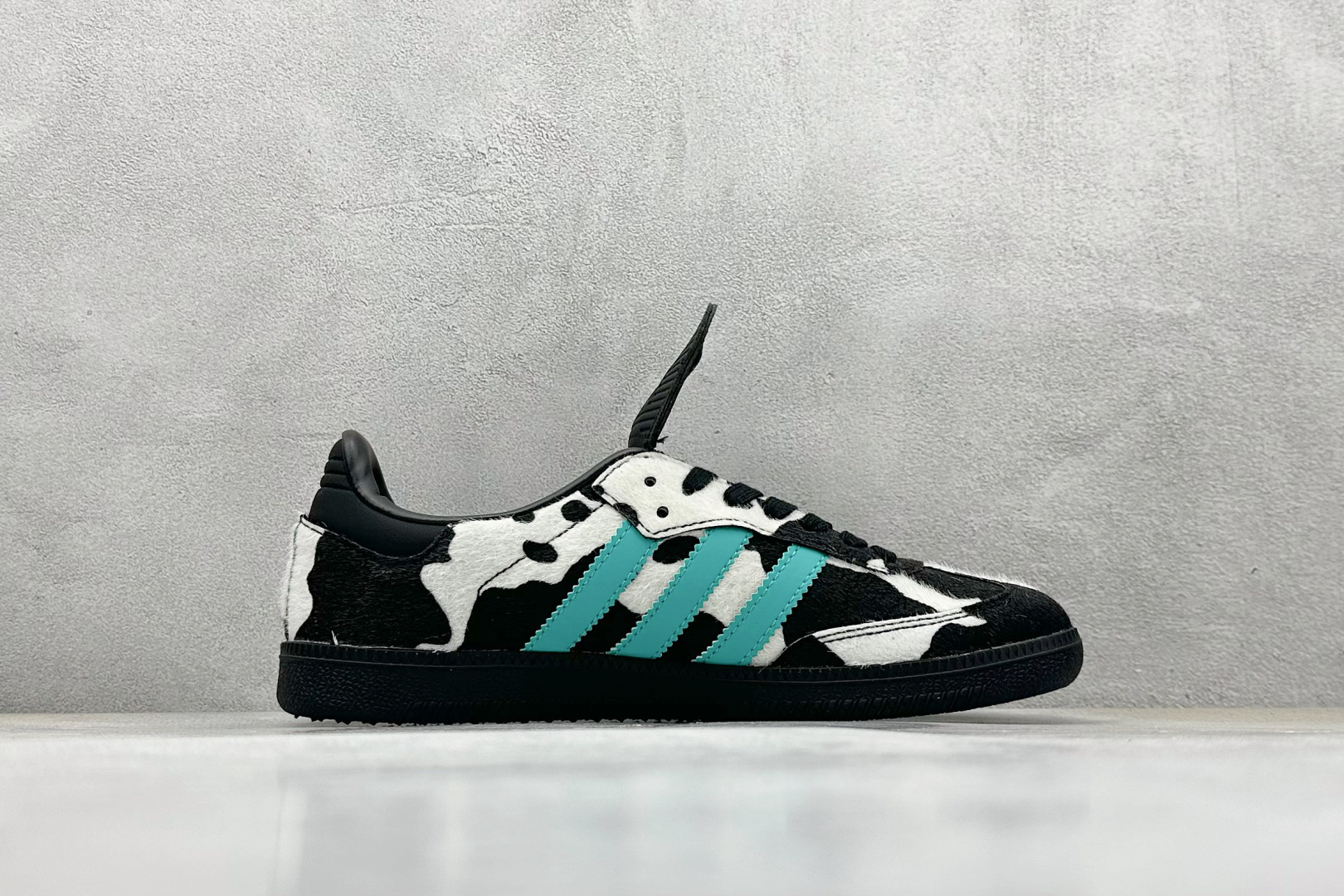 140 X版 Adidas Samba ‘黑绿斑马’ 阿迪三叶草休闲板鞋 JS3930