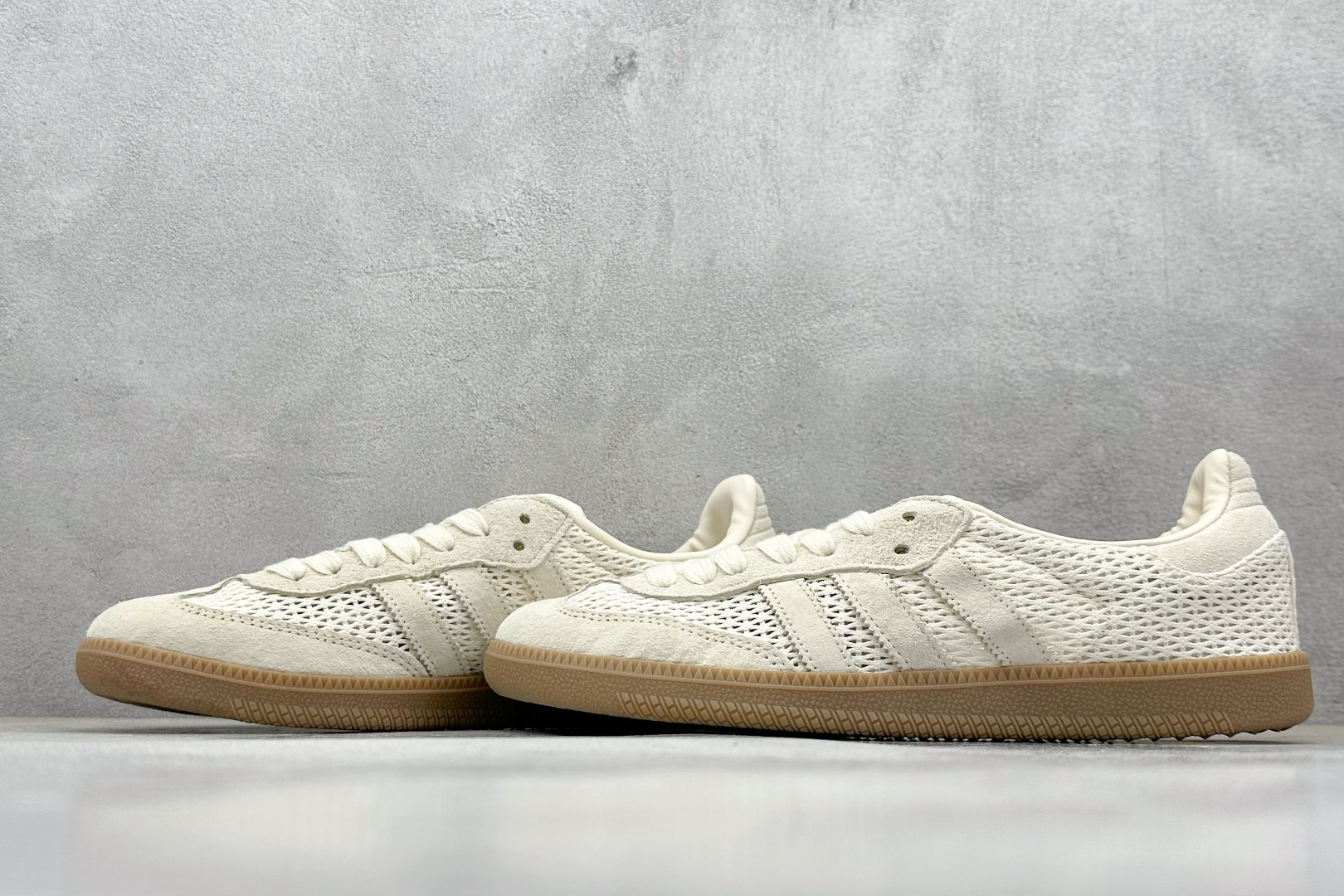 140 X版 Addis Original Samba 复古桑巴板鞋 KK3528