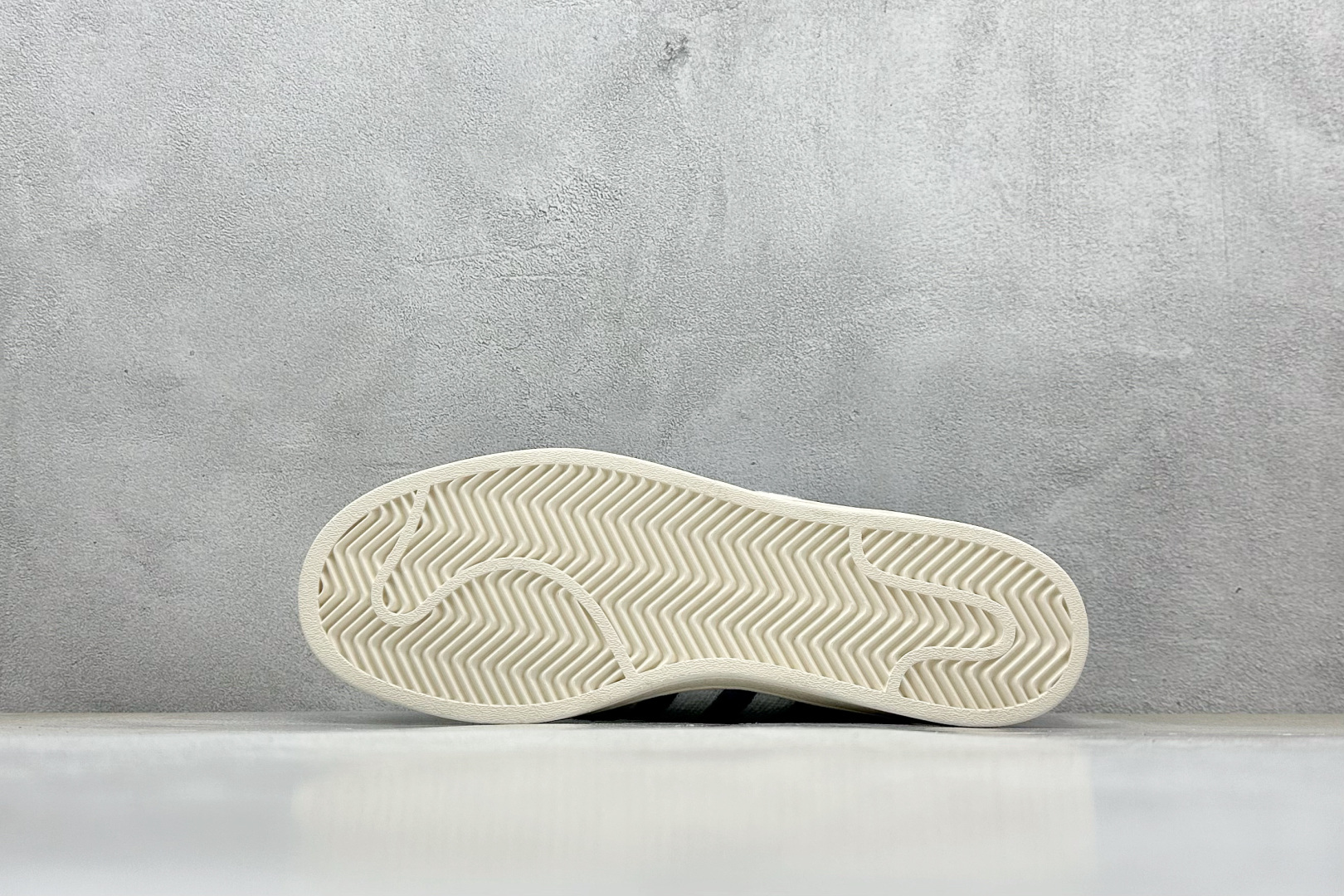 150 Adidas Superstar 82 贝壳头休闲板鞋 JH5589-Chinese UA Cheap High Quatity Brand Clothes Bags handbags Sneakers wholesale wholesaler seller from China Factory suppliers Fashion Clothing Shoes best Quality Beautiful Price 150 Adidas Superstar 82 贝壳头休闲板鞋 JH5589