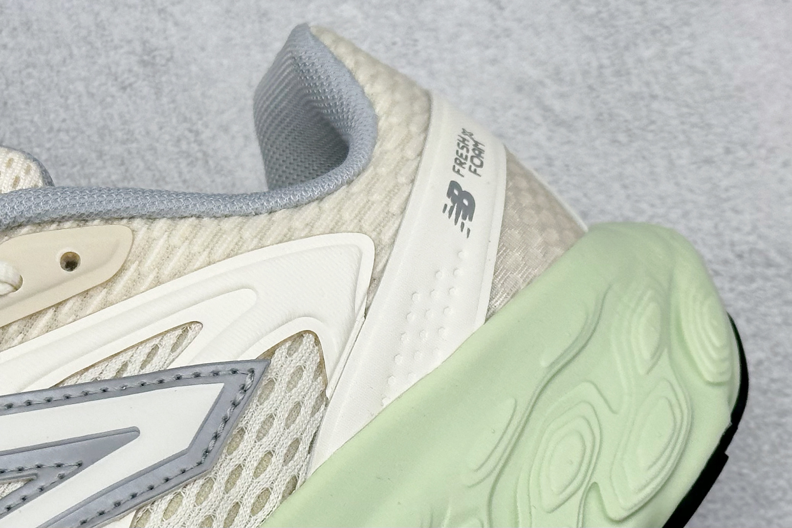 210 New Balance NB Fresh Foam Evoz舒适耐磨低帮跑步鞋 UTRNWA-Chinese UA Cheap High Quatity Brand Clothes Bags handbags Sneakers wholesale wholesaler seller from China Factory suppliers Fashion Clothing Shoes best Quality Beautiful Price 210 New Balance NB Fresh Foam Evoz舒适耐磨低帮跑步鞋 UTRNWA